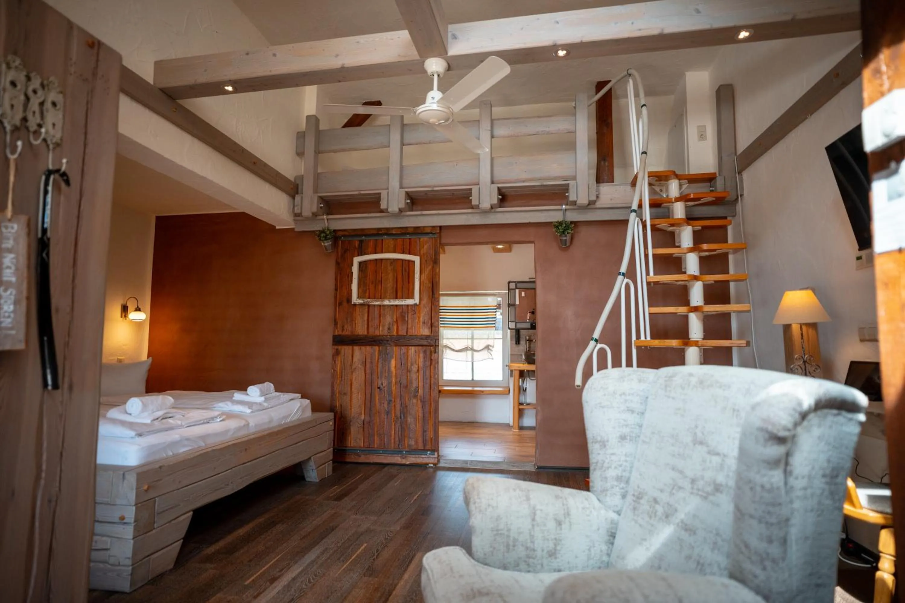 Photo of the whole room, Bed in Hotel Kolonieschänke