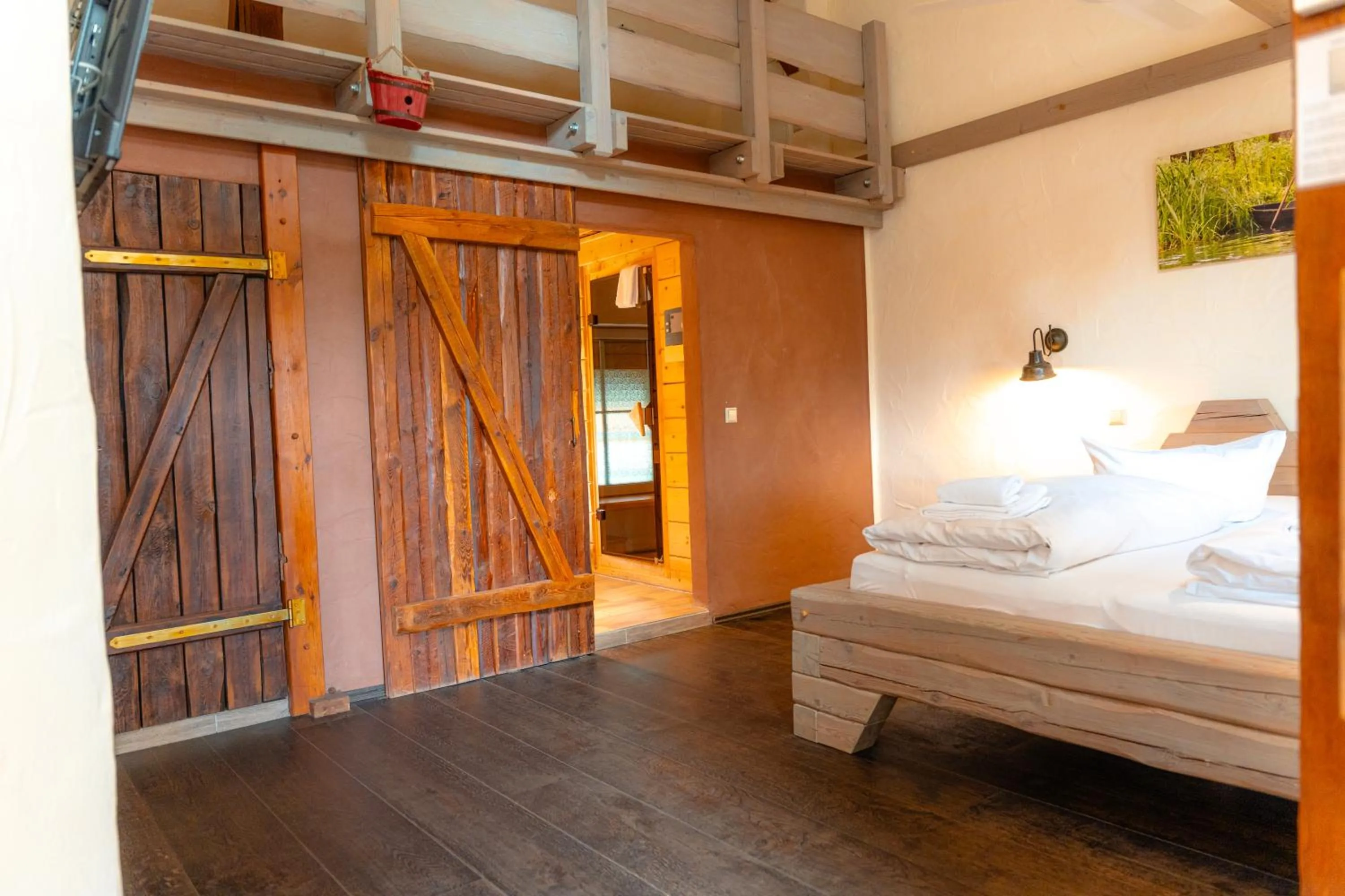 Photo of the whole room, Bed in Hotel Kolonieschänke