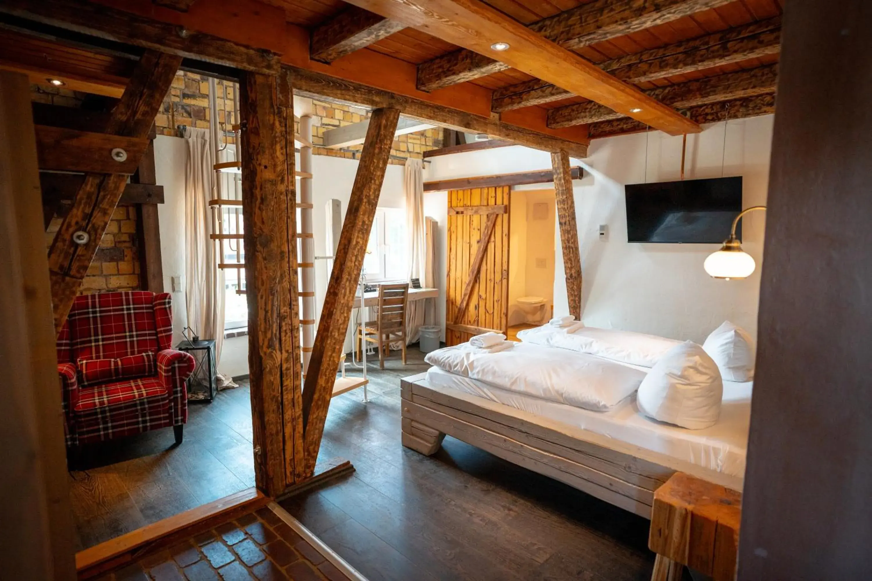 Deluxe Family Suite with Sauna - single occupancy in Hotel Kolonieschänke Deluxe Family Suite with Sauna - single occupancy in Hotel Kolonieschänke