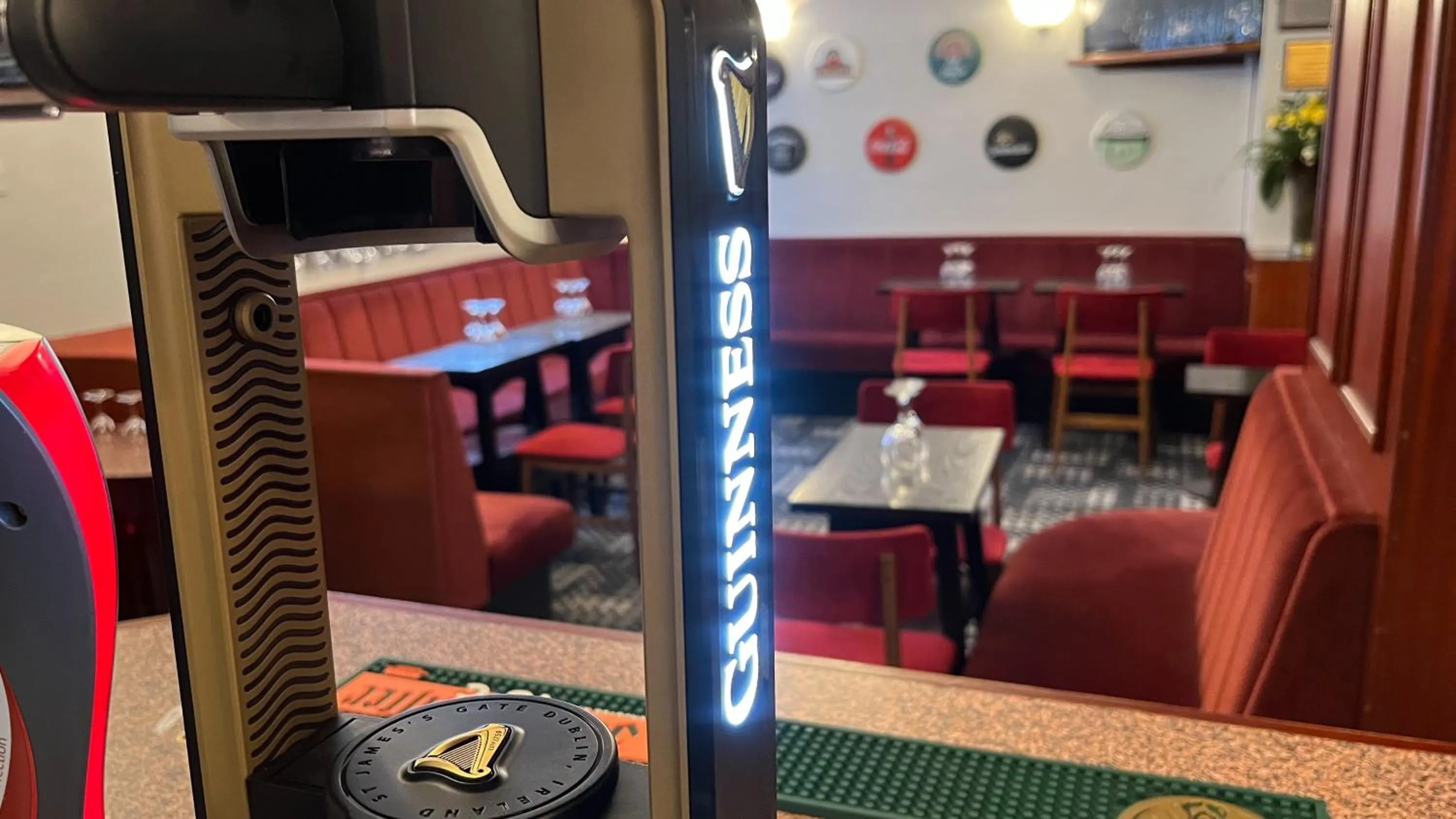 Lounge or bar in Sutcliffe Hotel