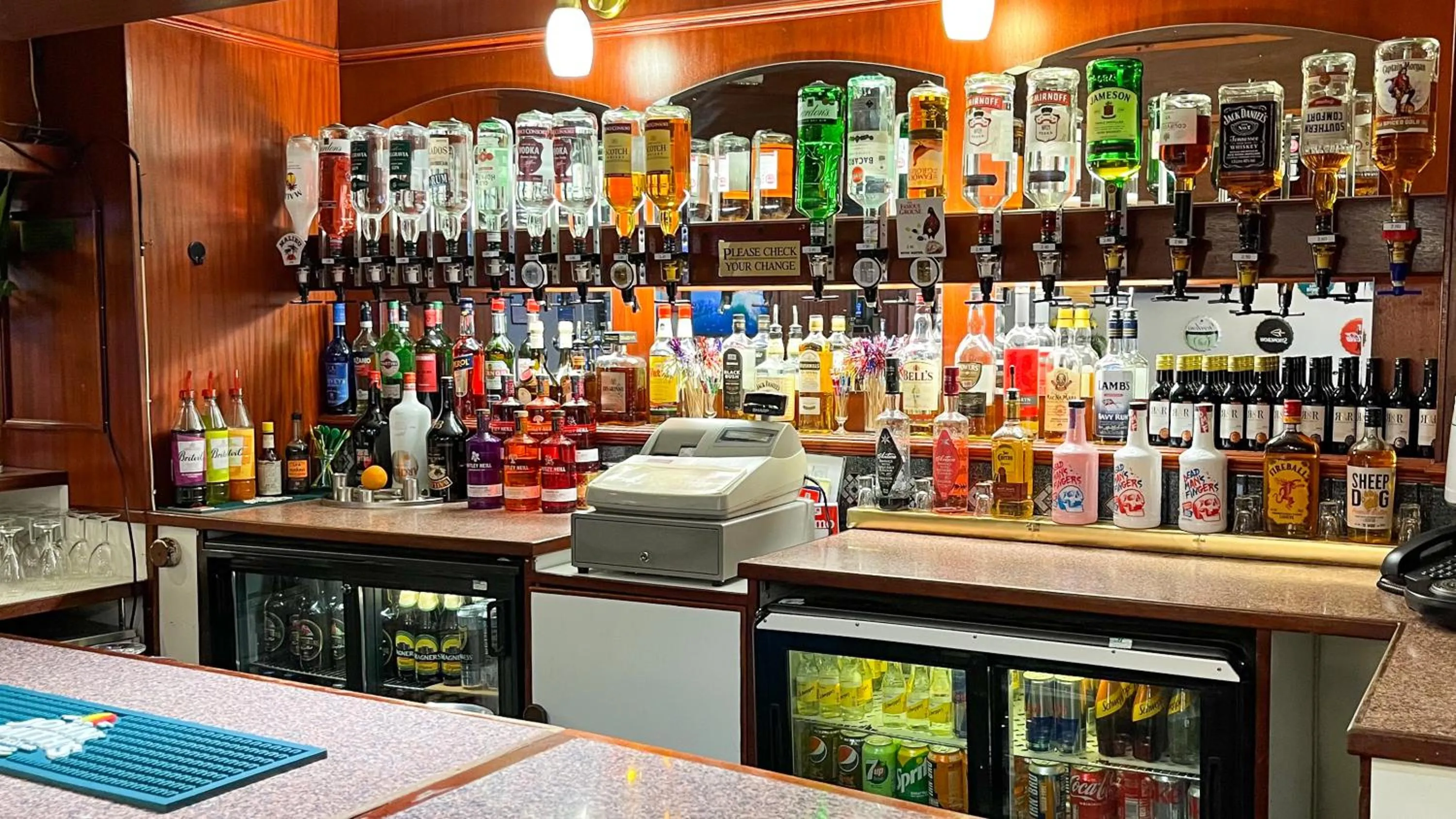 Lounge or bar in Sutcliffe Hotel