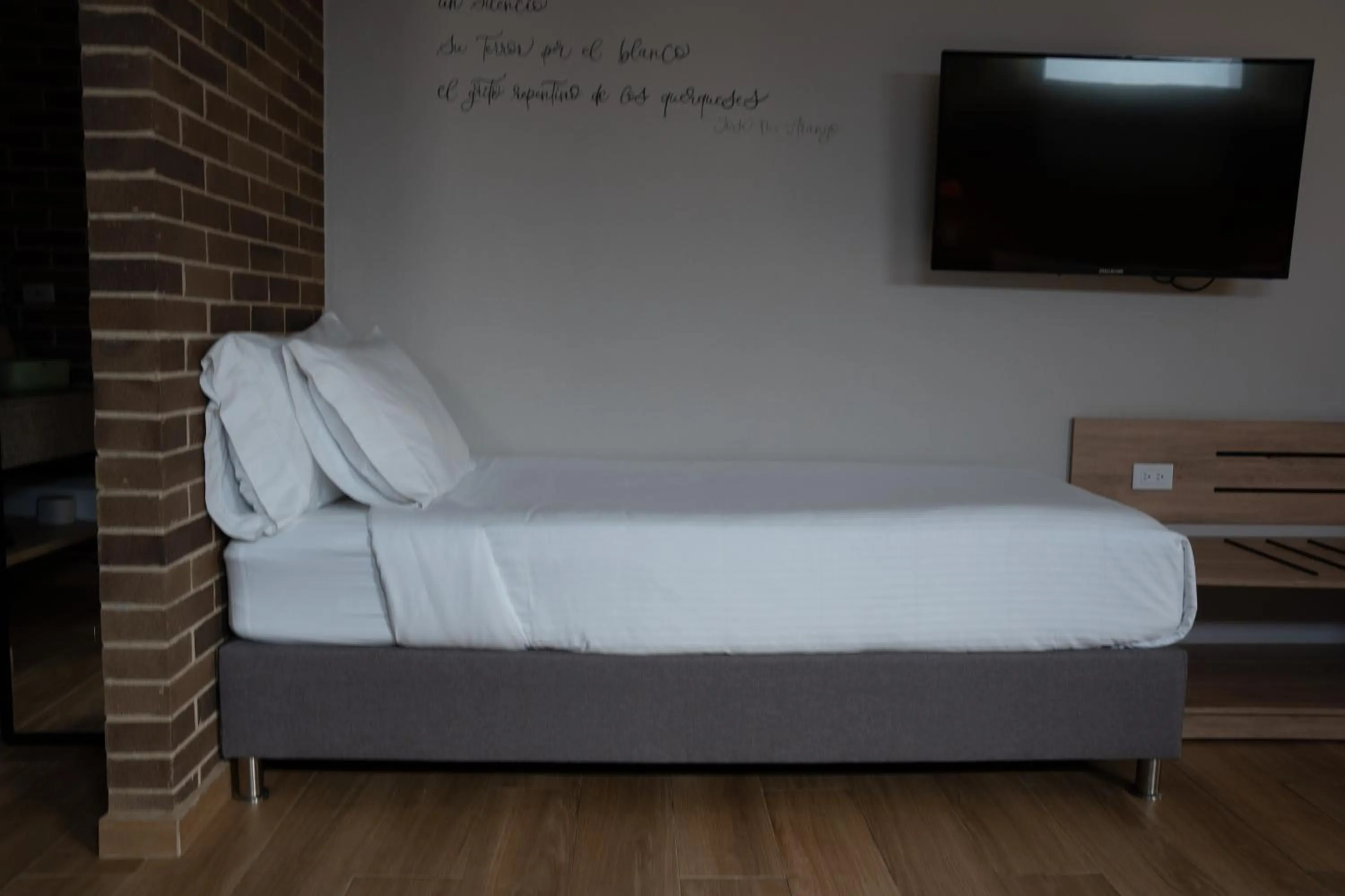 Bed in Casa Rose Hotel