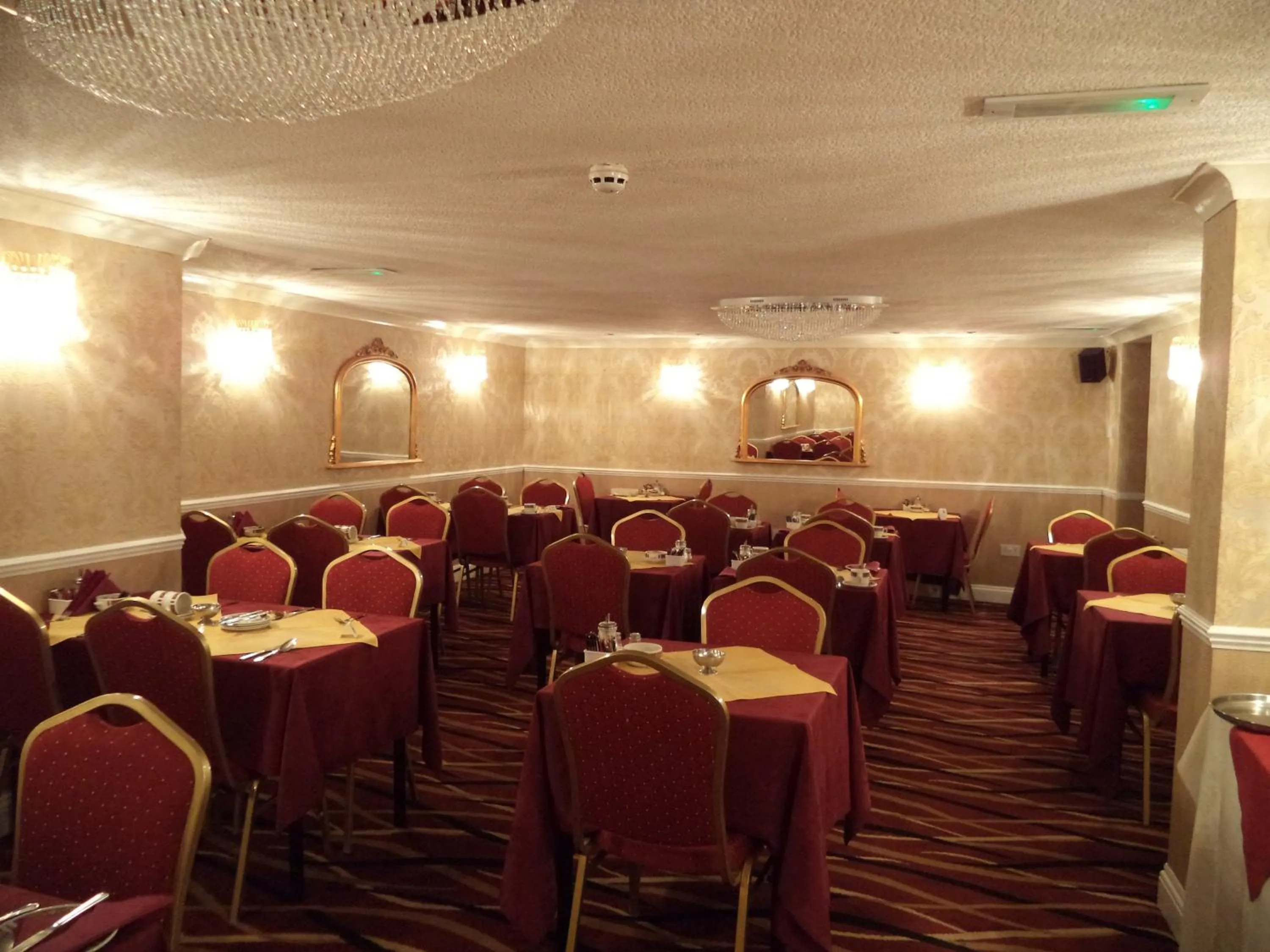 Dining area in New Brooklyn