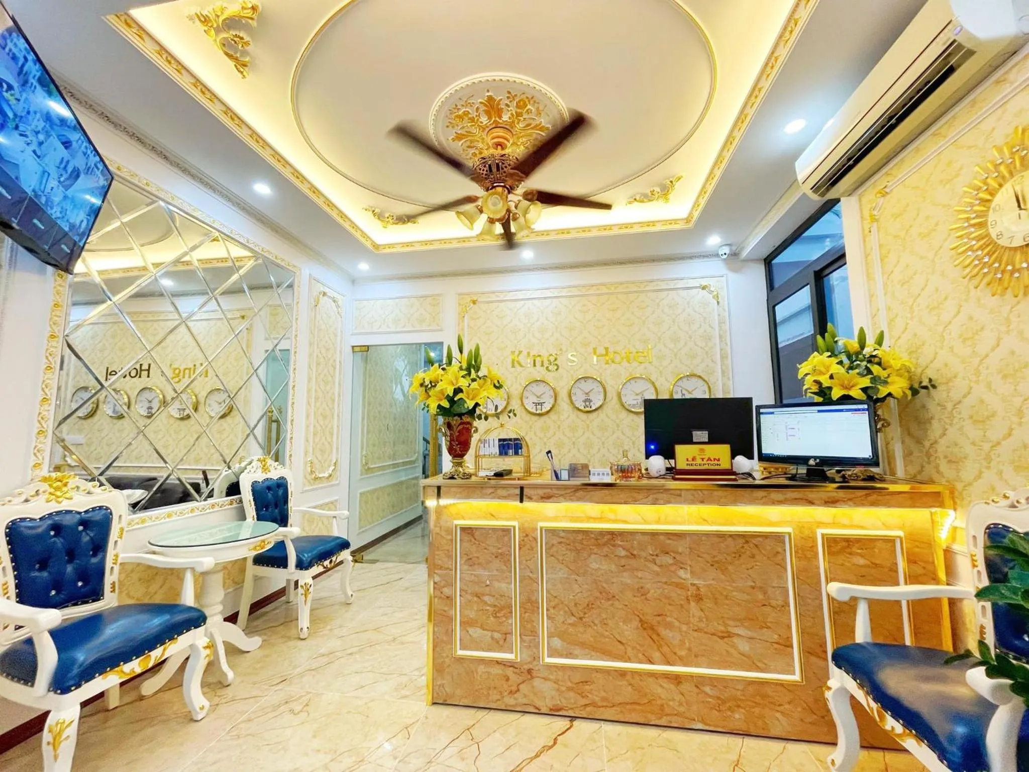 King's Hotel Văn Quán