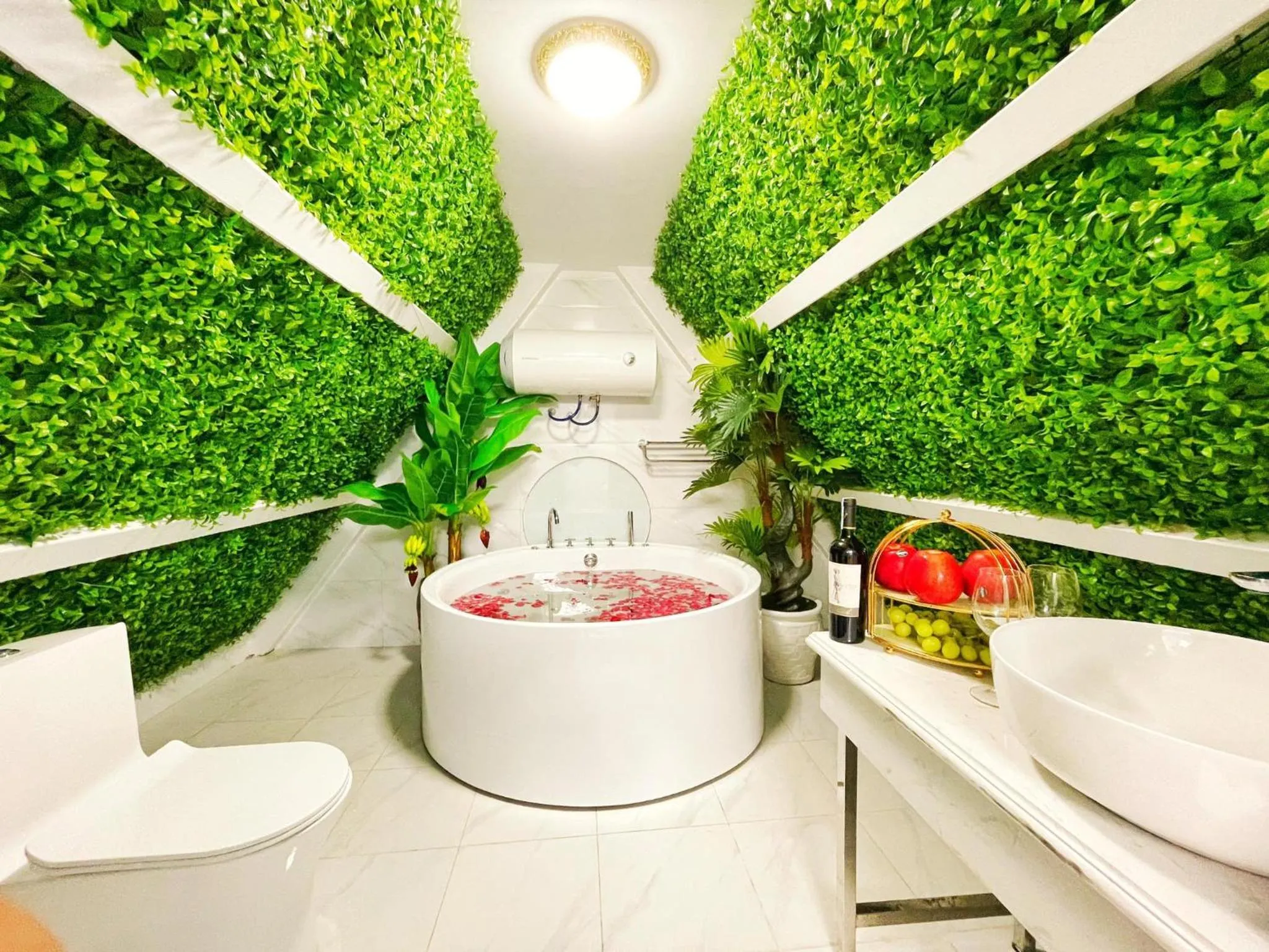 King's Hotel Văn Quán