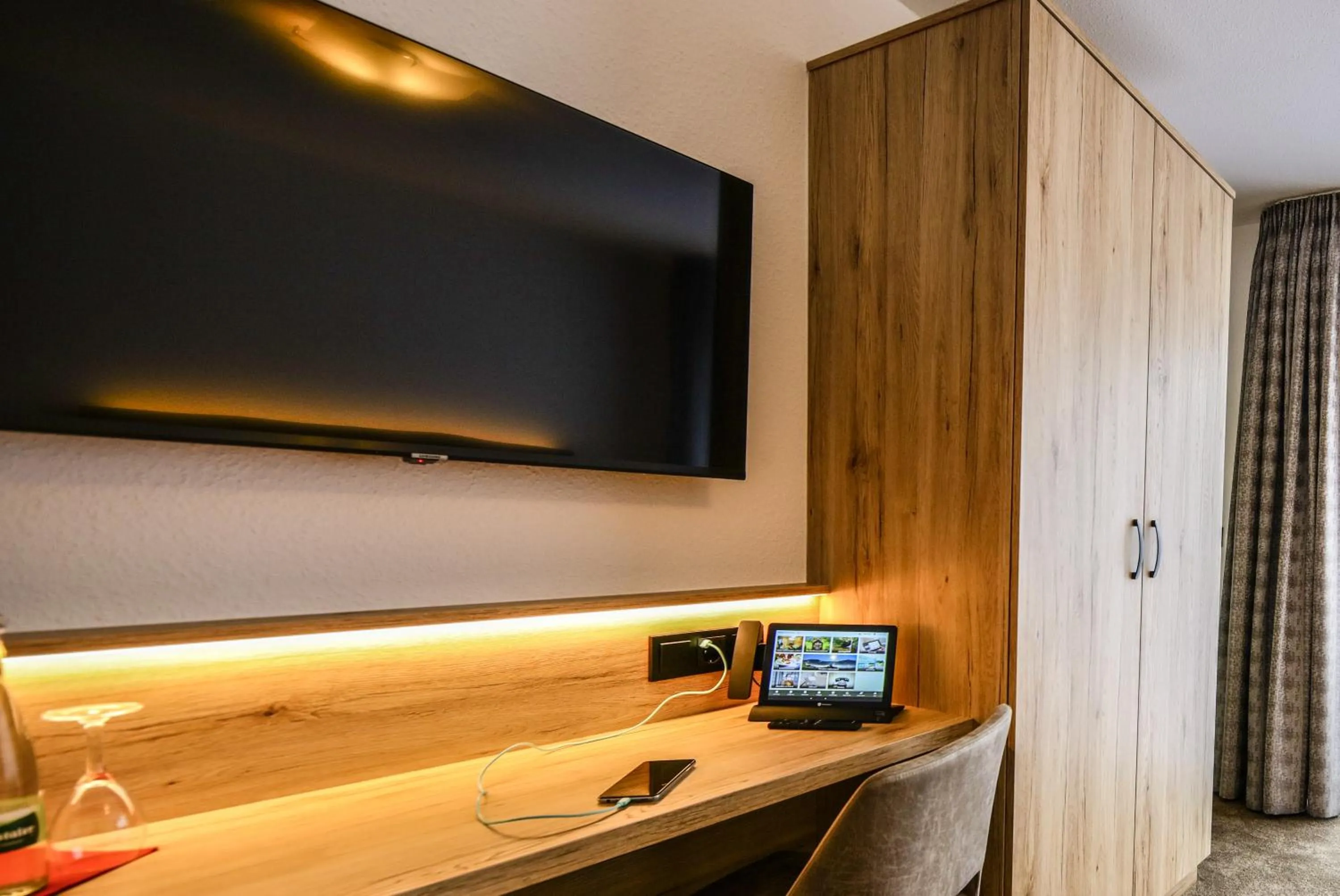 TV and multimedia in Hotel Restaurant Schwörer