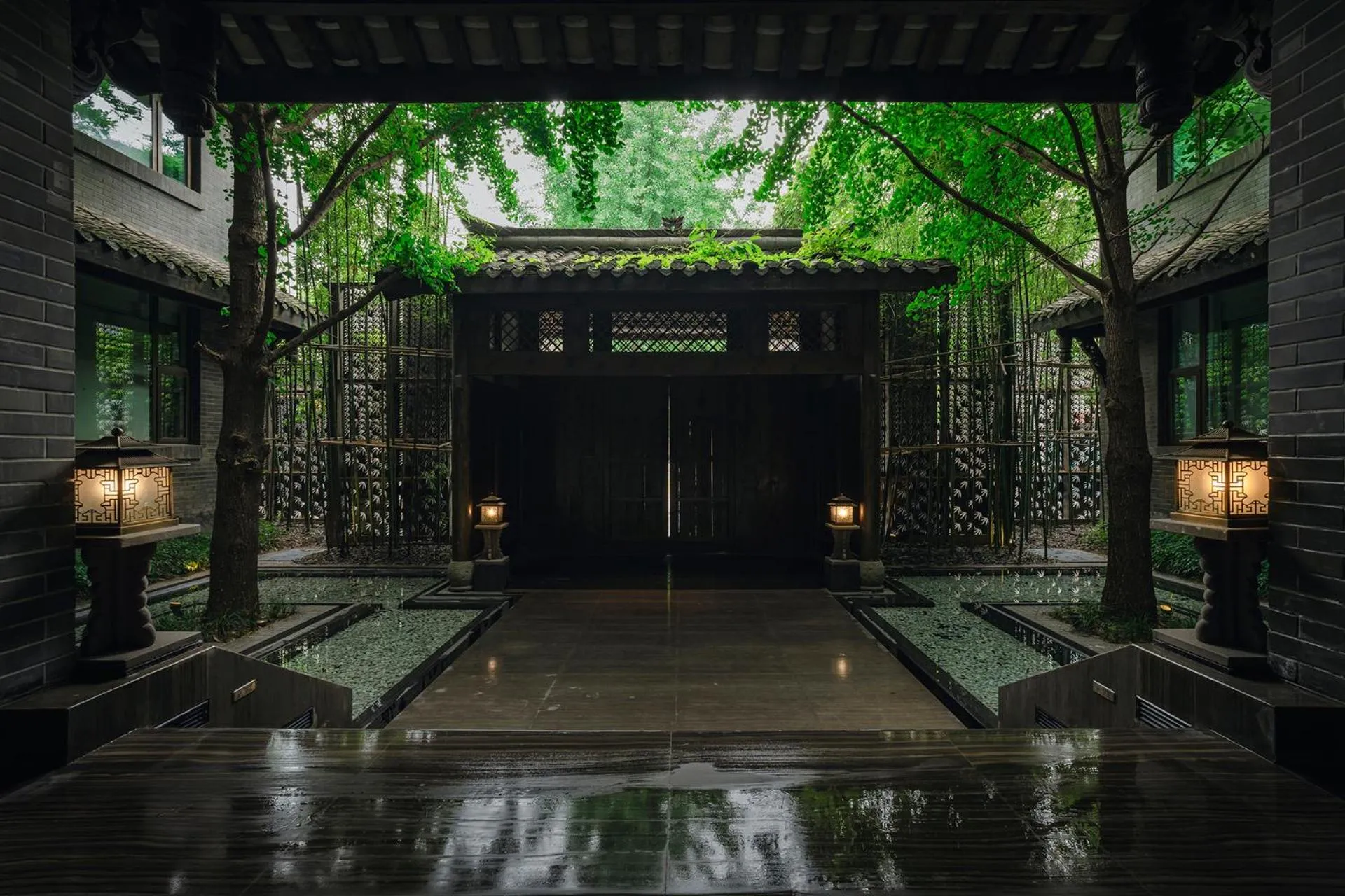 Property building in Diaoyutai Boutique Hotel Chengdu