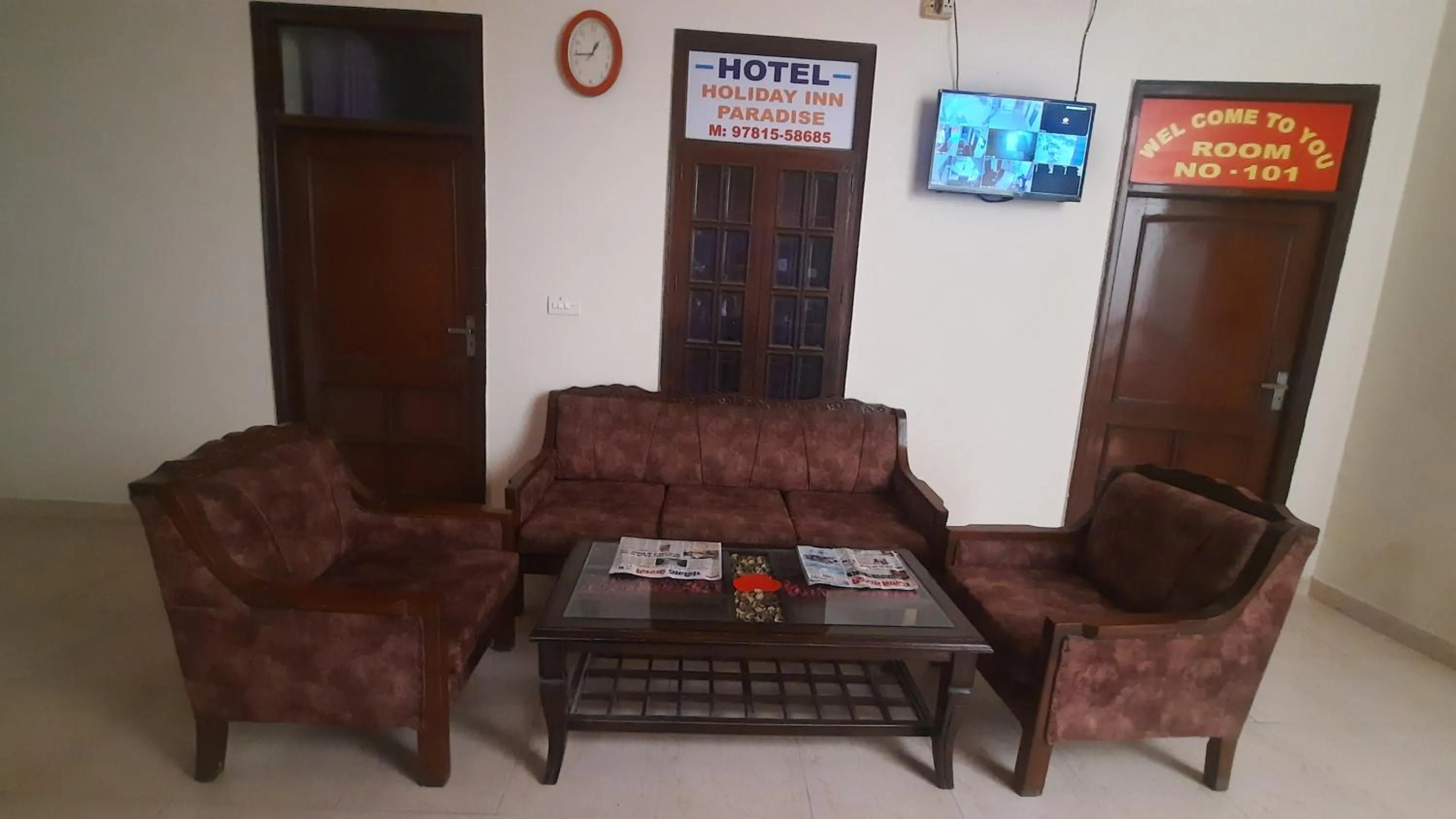 Lobby or reception in HOTEL HOLIDAY INN PARADISE