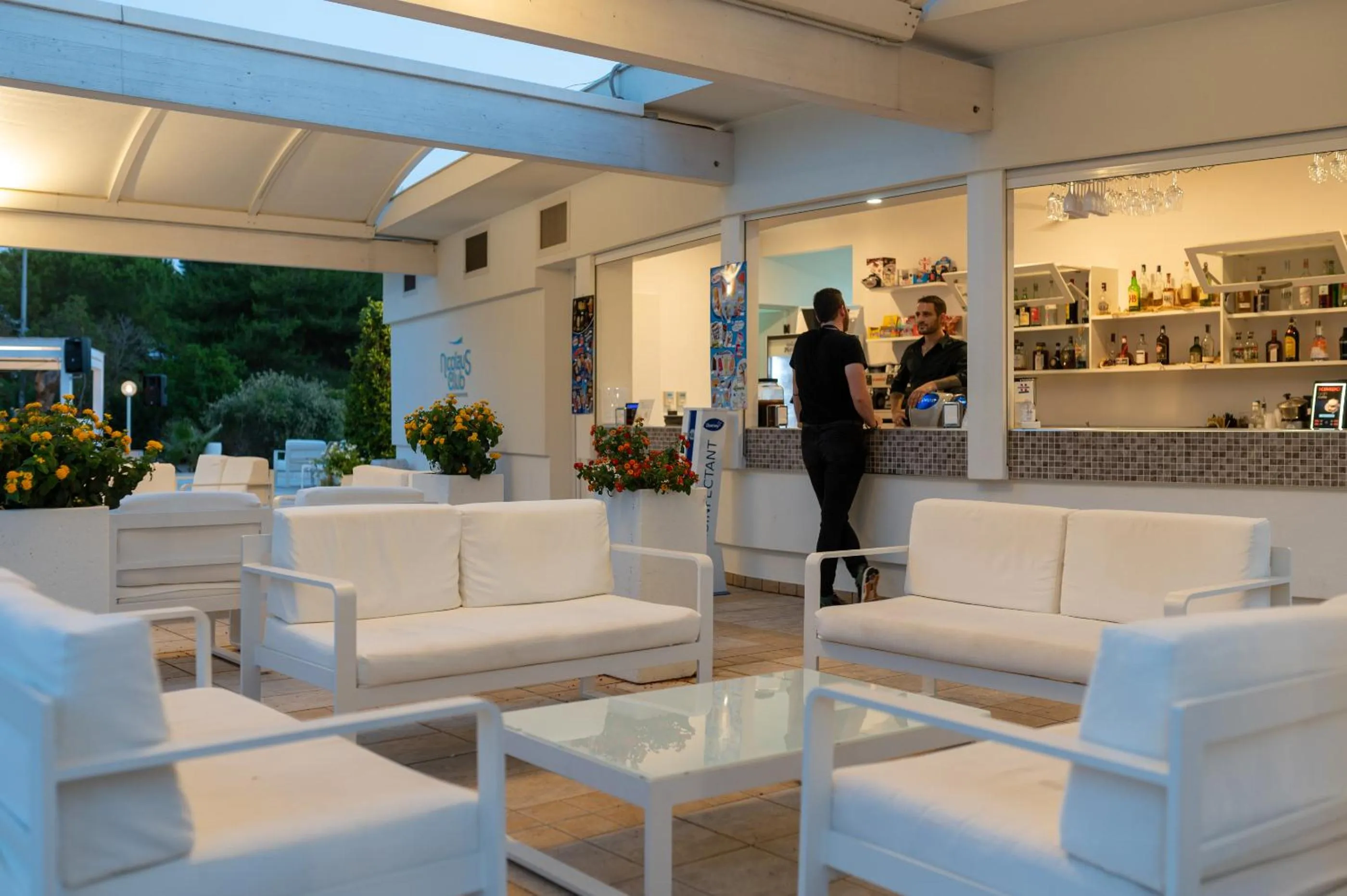 Lounge or bar in Nicolaus Club La Giurlita