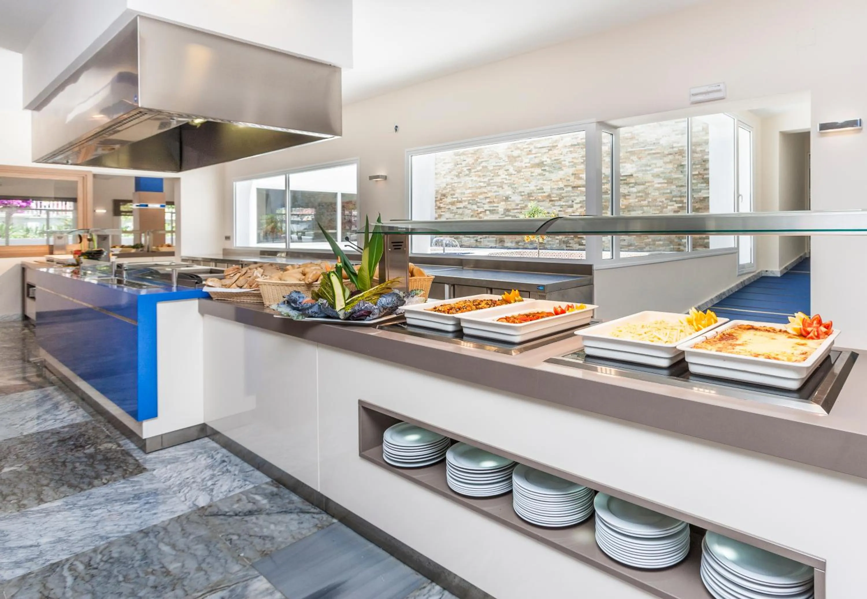 Restaurant/places to eat in Globales Playa Estepona