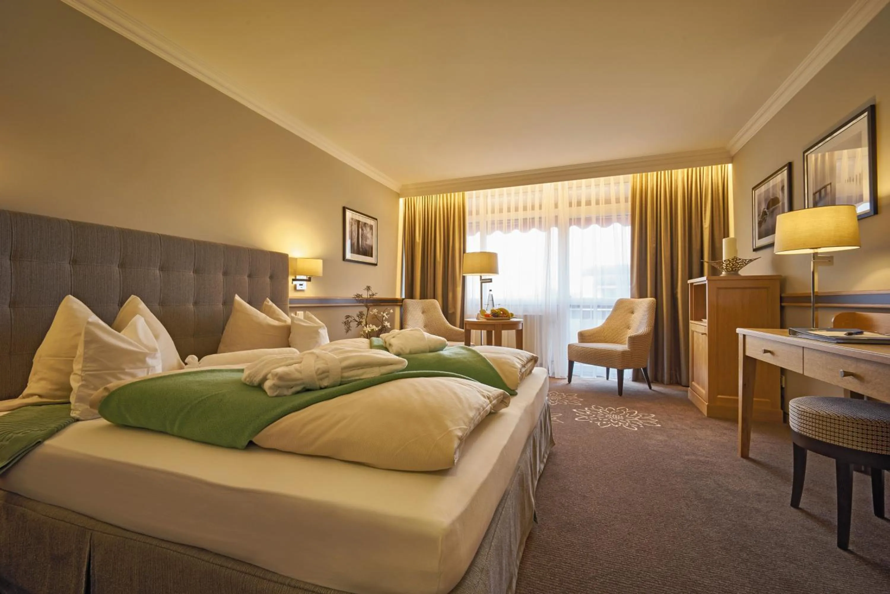 Photo of the whole room, Bed in Thermenhotel Apollo