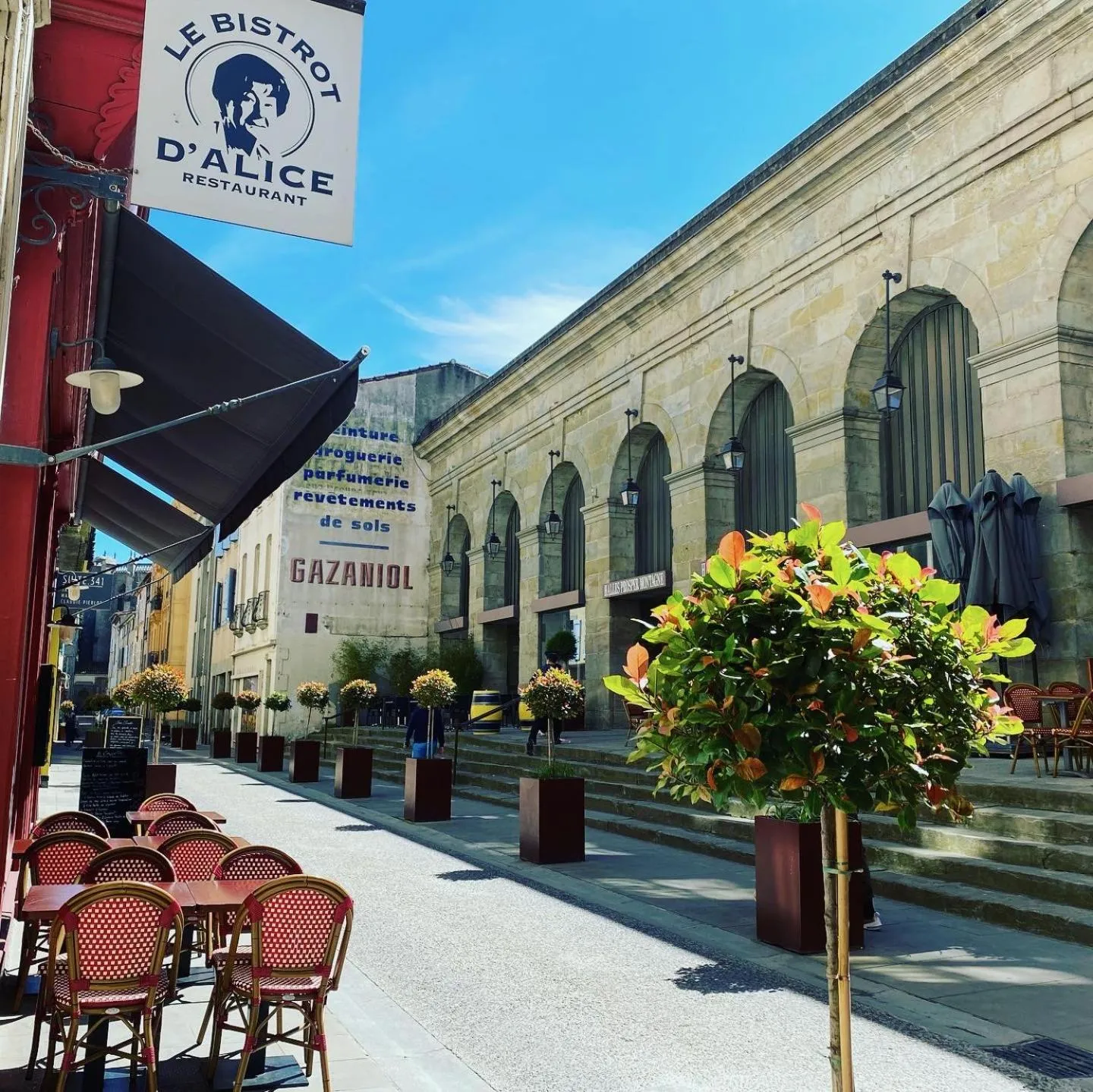 Restaurant/places to eat in La Maison de L' Ambassadeur Carcassonne B&B