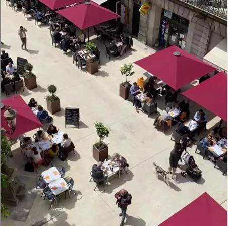 Restaurant/places to eat in La Maison de L' Ambassadeur Carcassonne B&B