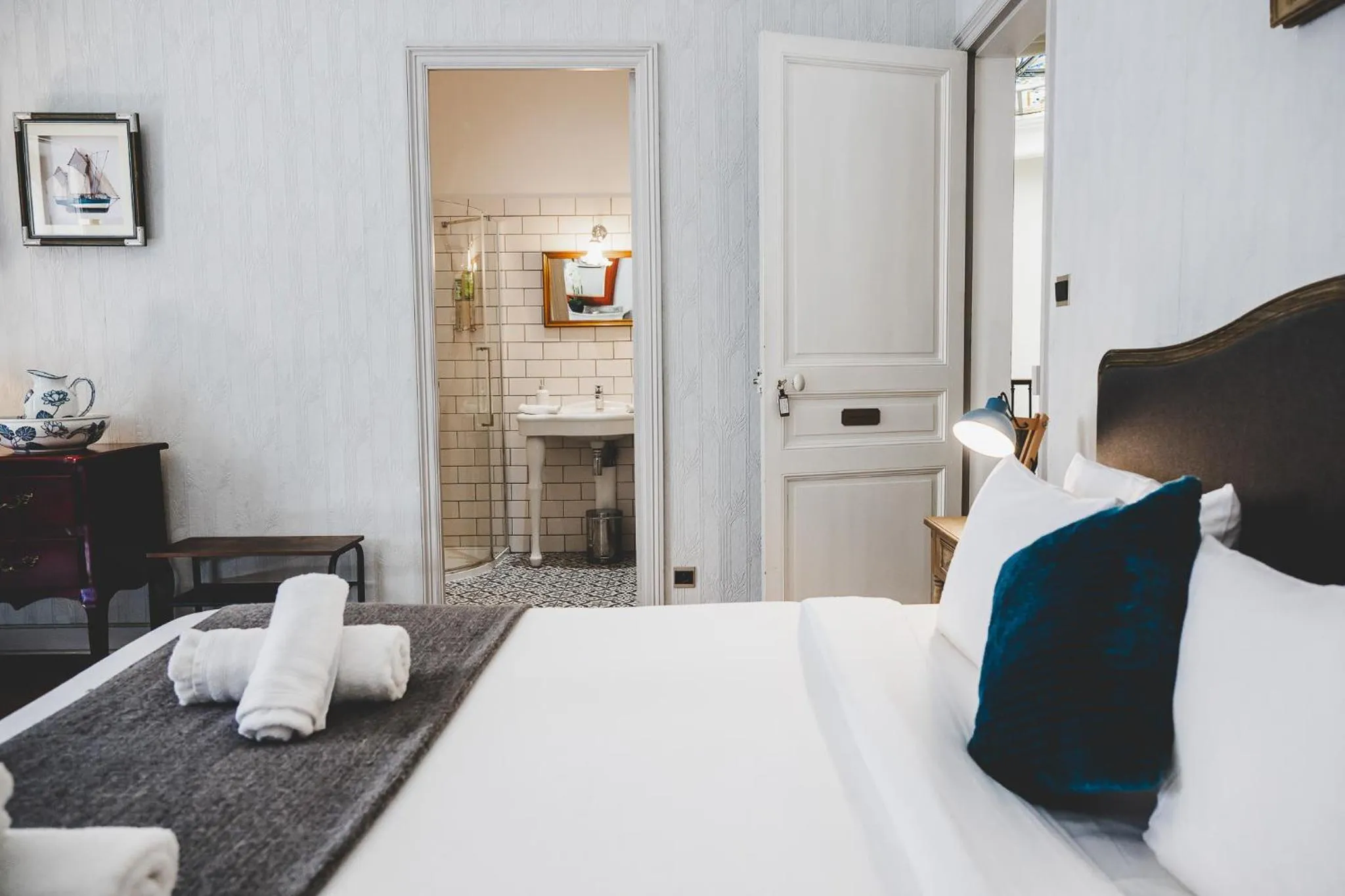 Bed in La Maison de L' Ambassadeur Carcassonne B&B