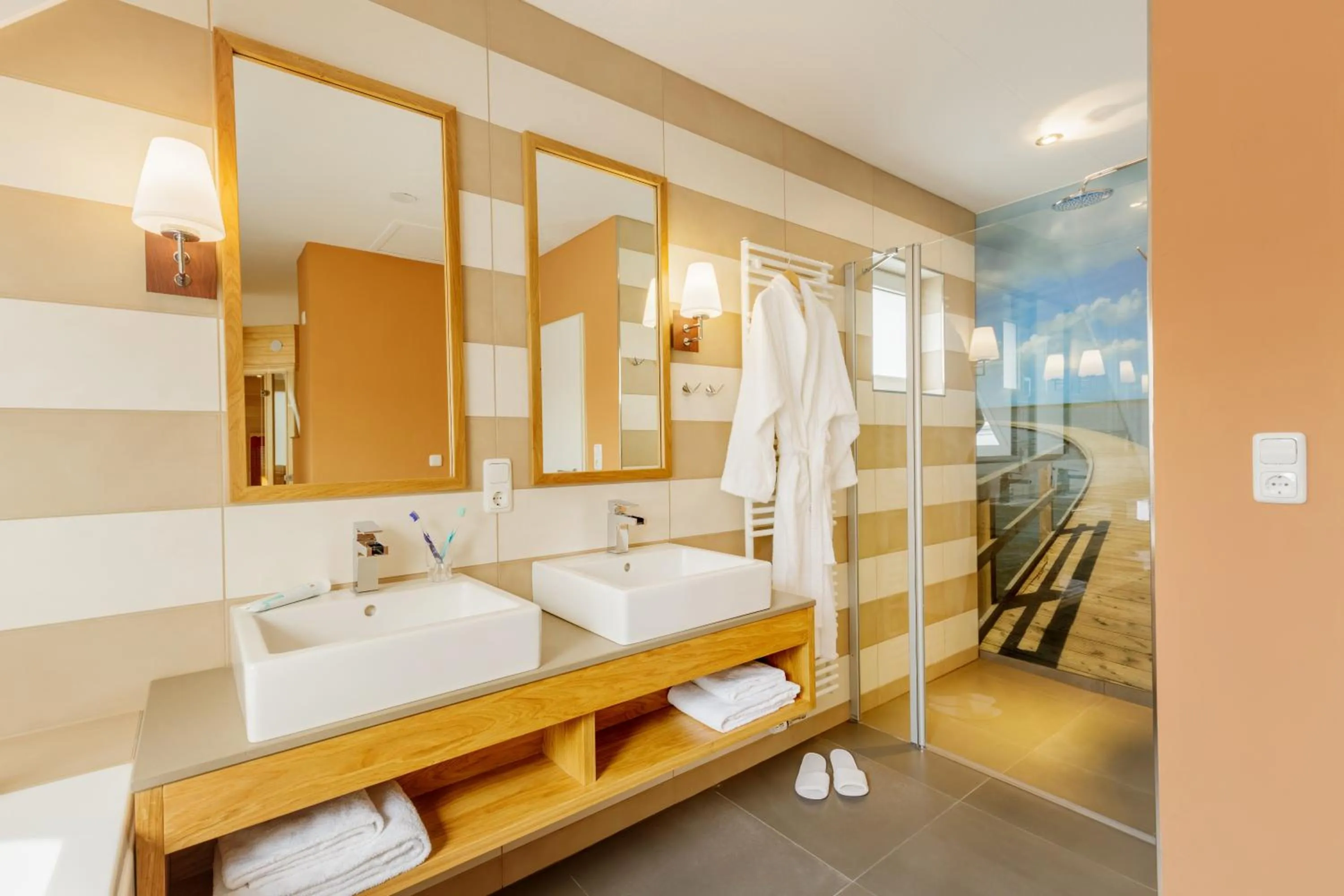 Shower in Center Parcs Nordseeküste Bremerhaven