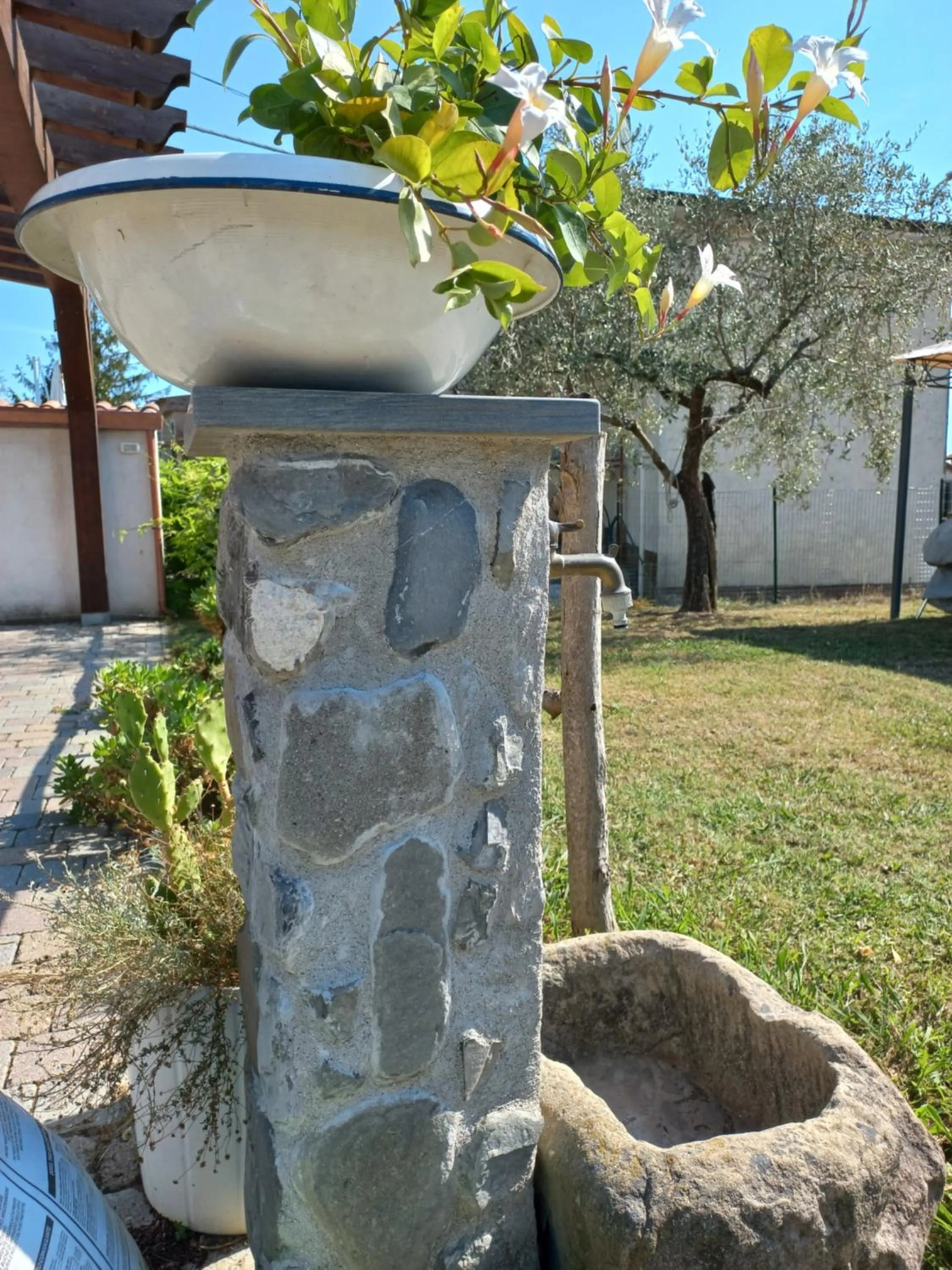 Garden in B&B Lunetia