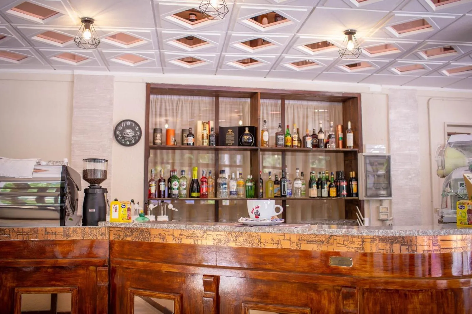 Lounge or bar in Sport Hotel & Residence Il Bivacco del Parco