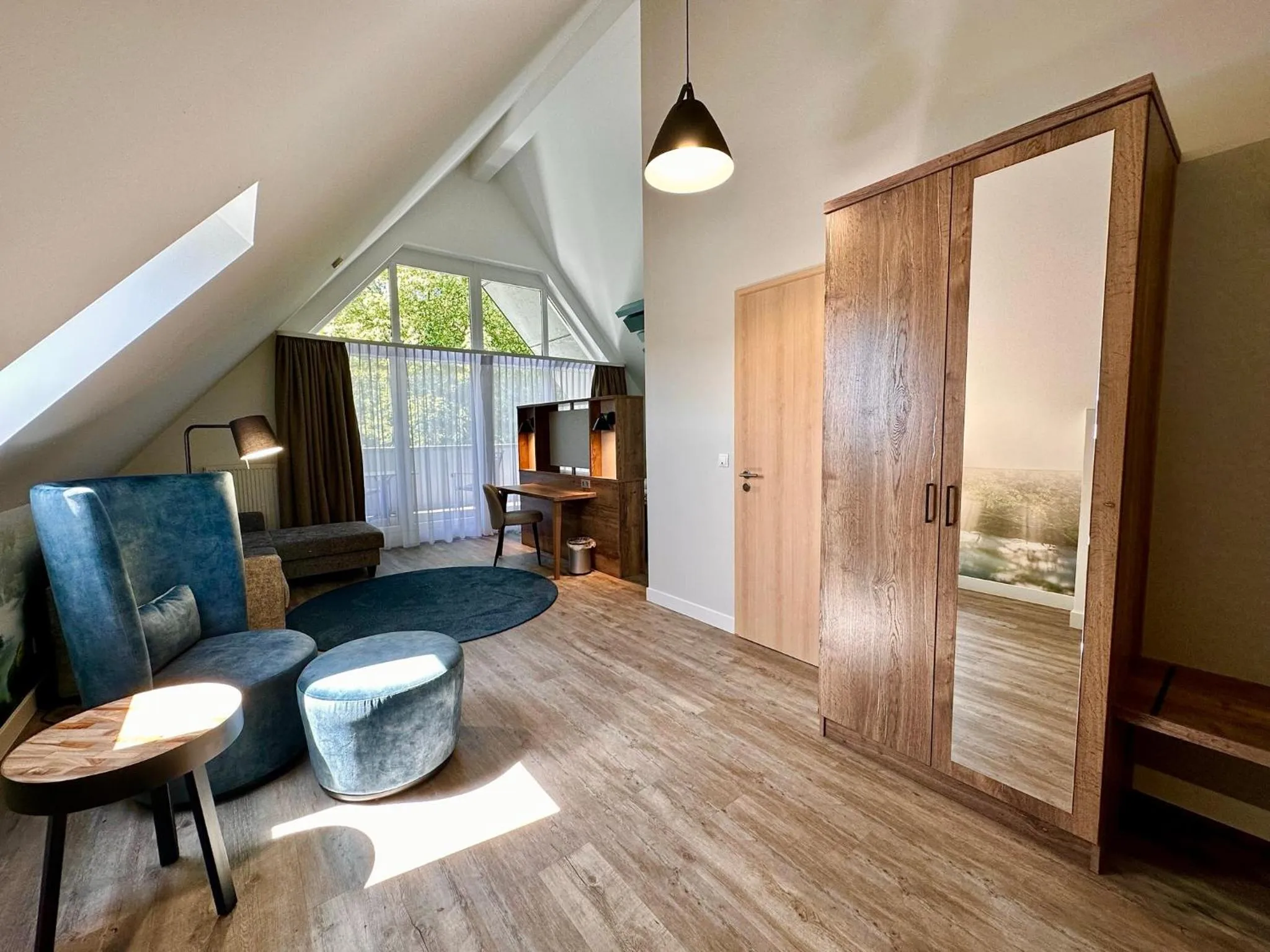 Photo of the whole room in Hotel Mainpromenade ***S