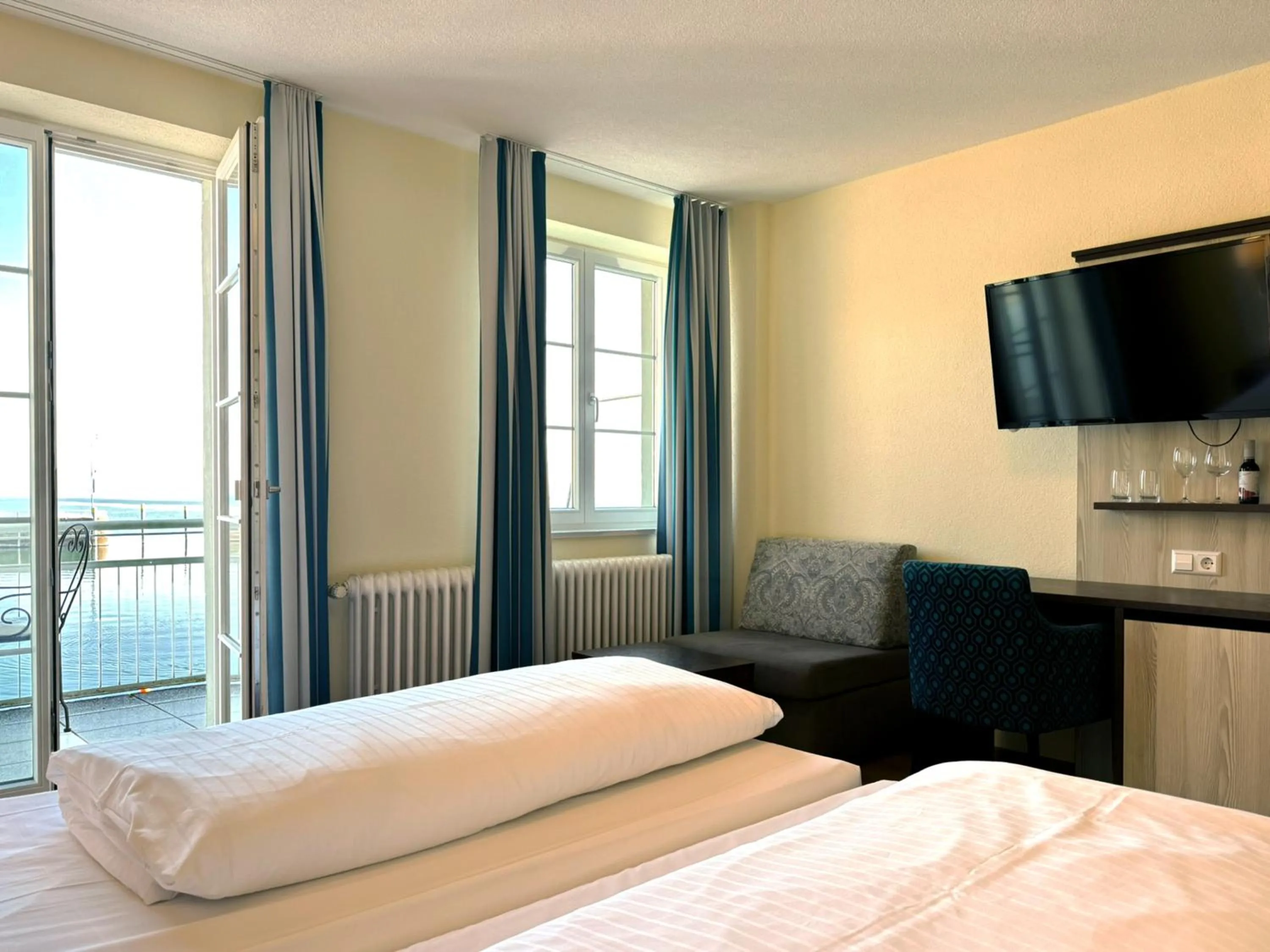 Bed in Hotel & Gästehaus Seehof