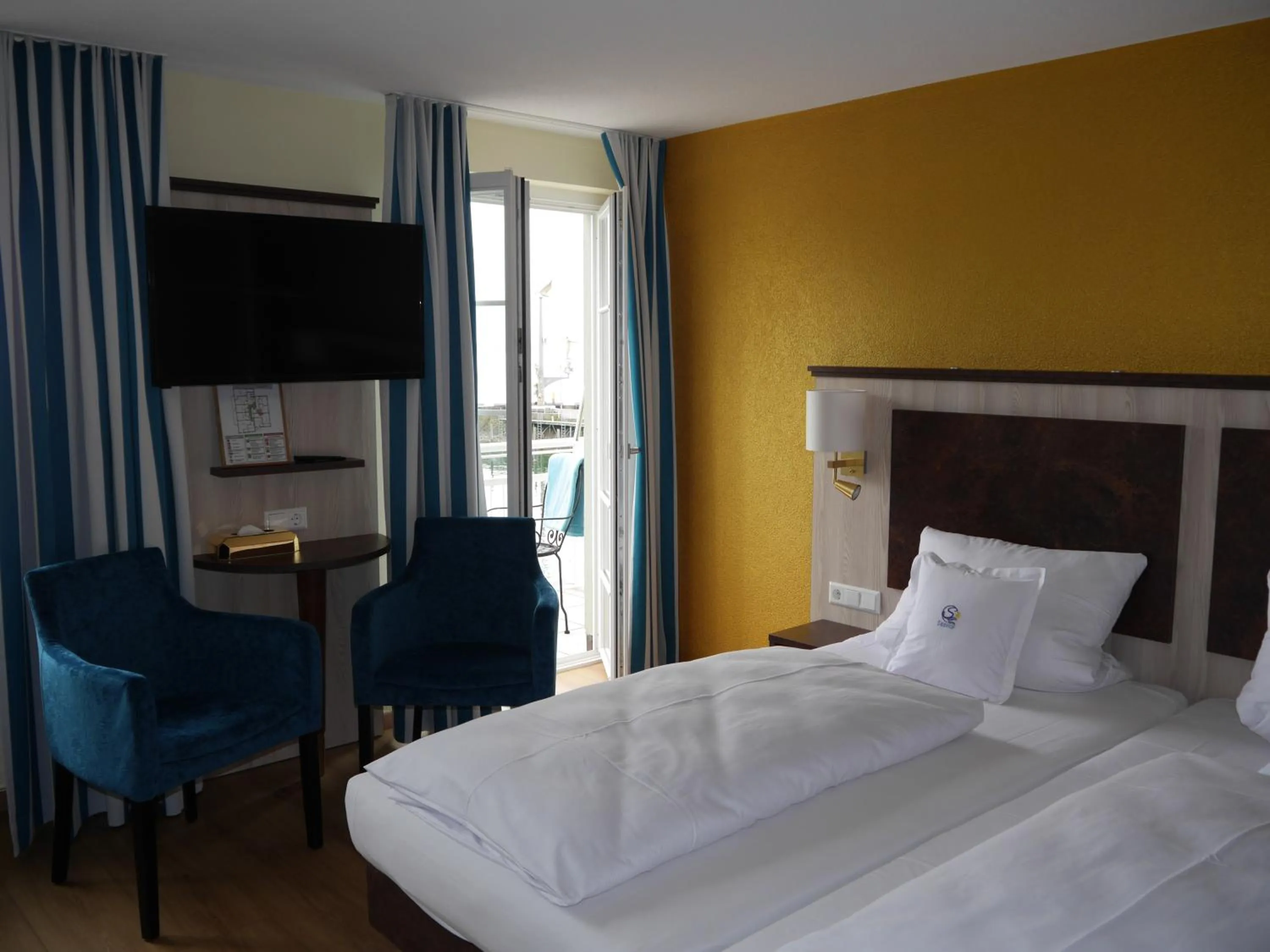 Bed in Hotel & Gästehaus Seehof