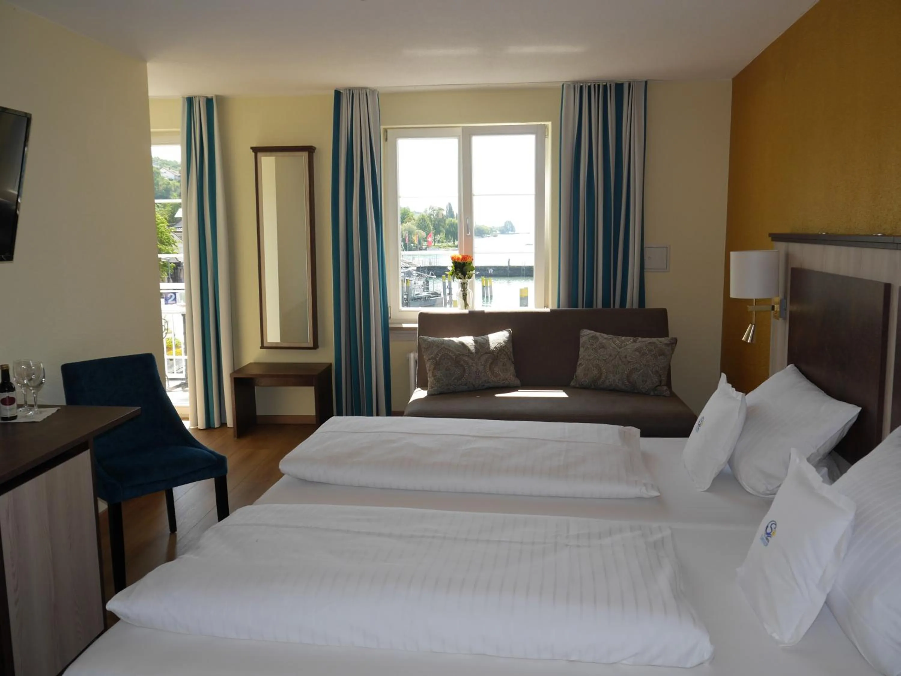 Bed in Hotel & Gästehaus Seehof