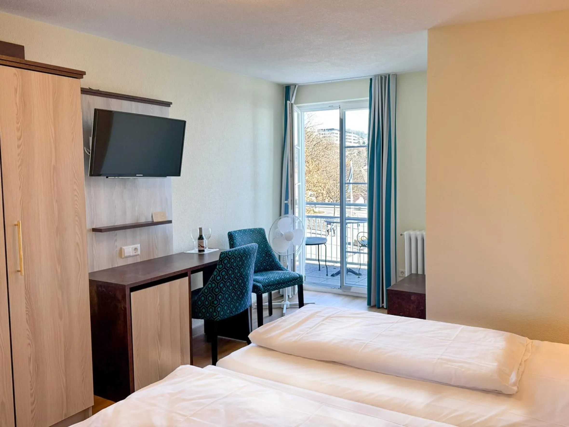 Bed in Hotel & Gästehaus Seehof