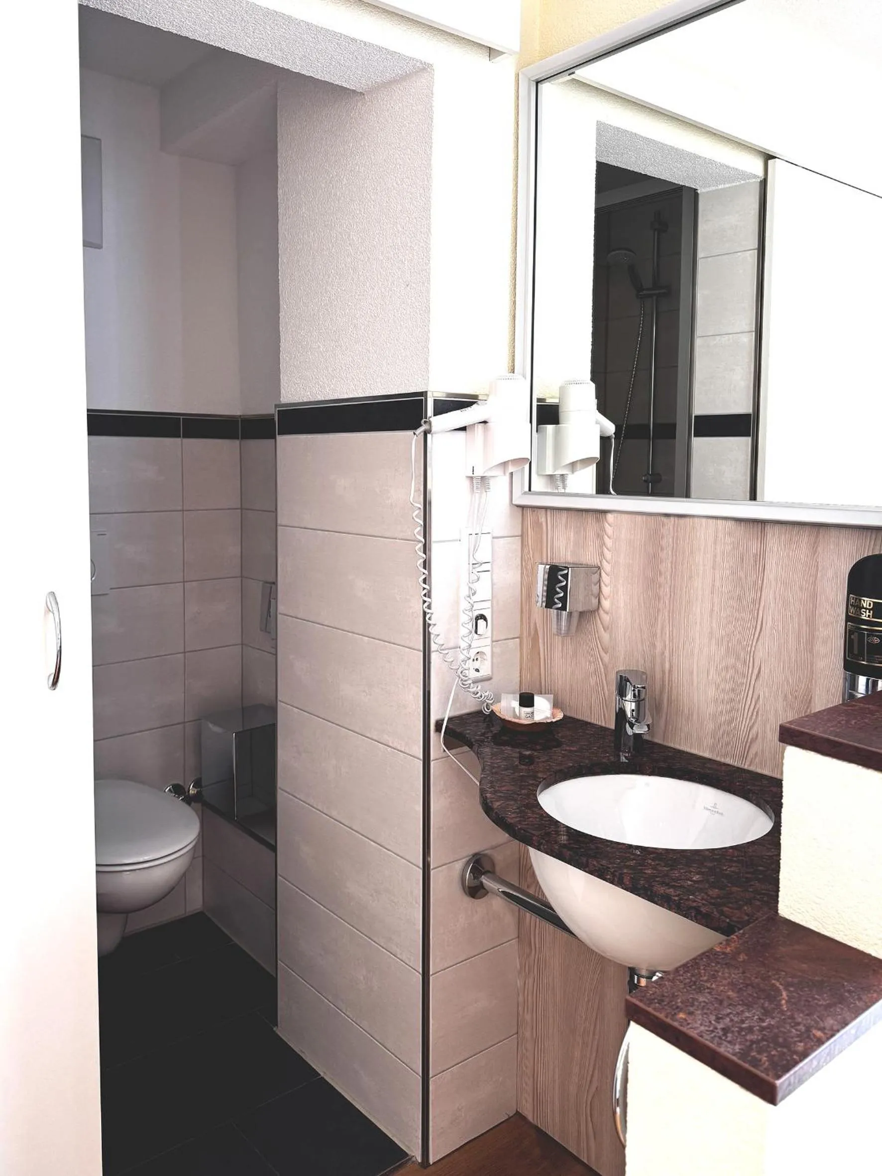 Hotel & Gästehaus Seehof