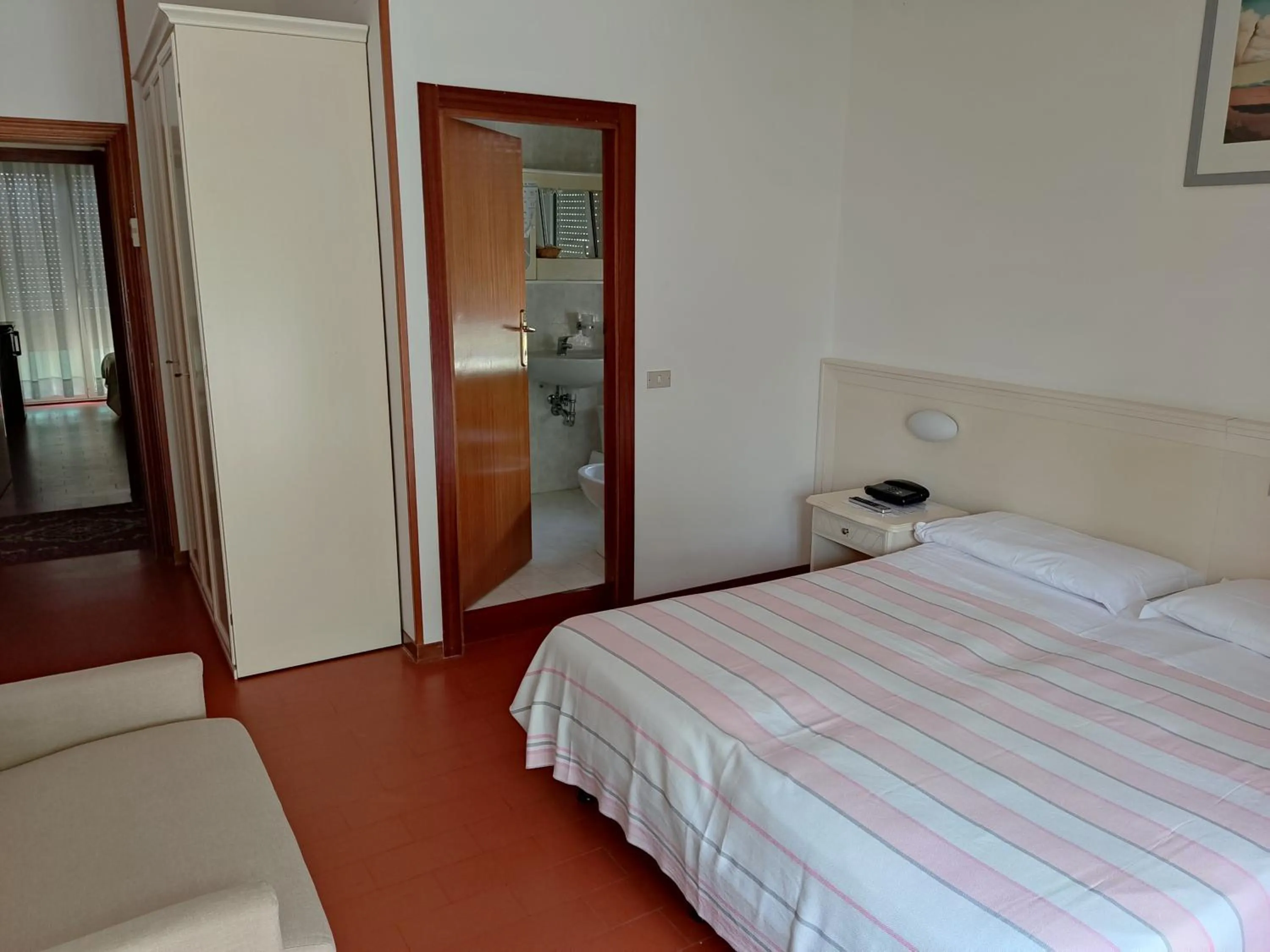 Bathroom in Hotel Ristorante Il Grillo