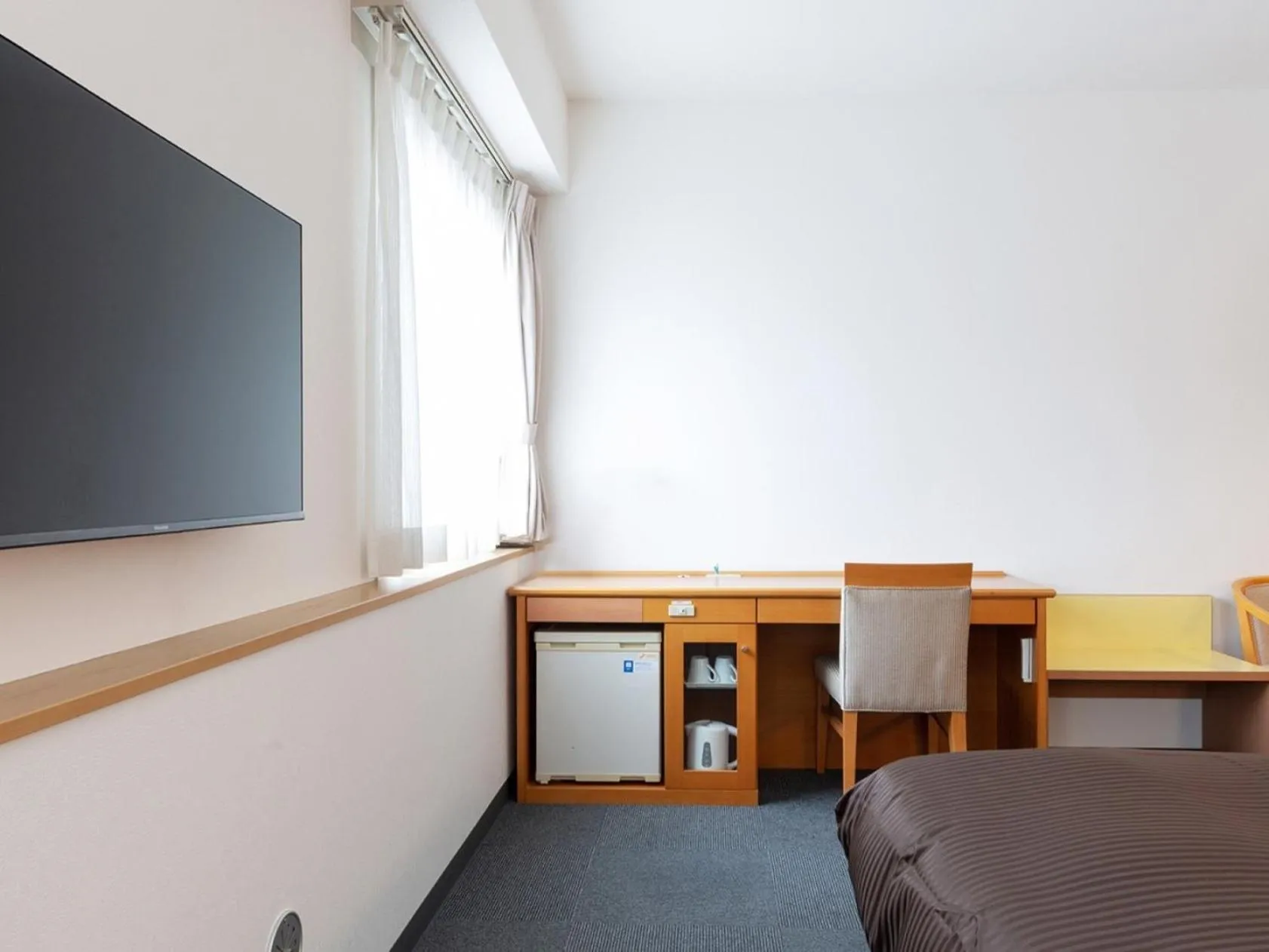 Photo of the whole room, Bed in The OneFive Osaka Sakaisuji