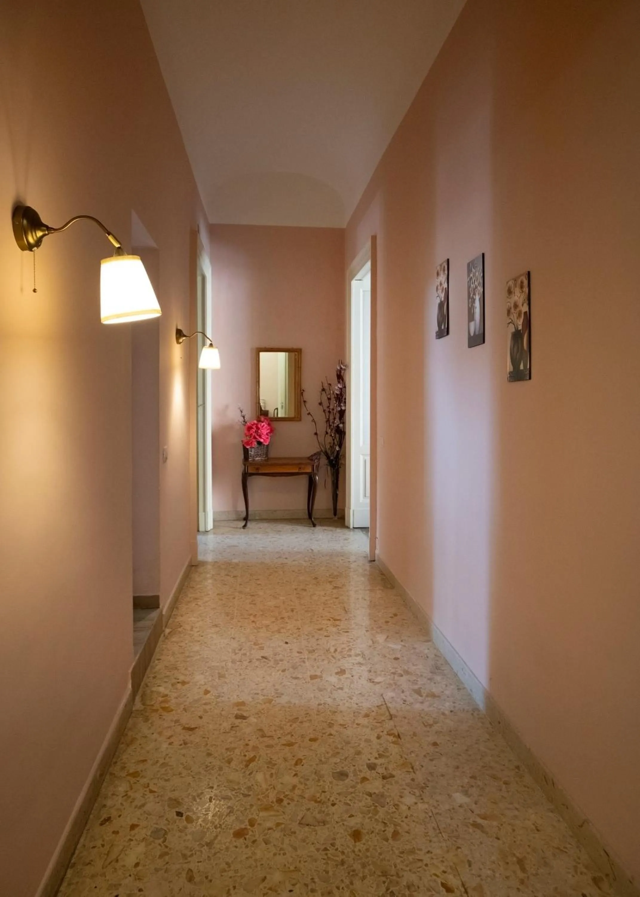 Communal lounge/ TV room in Sicilian Mood - Bed and Breakfast