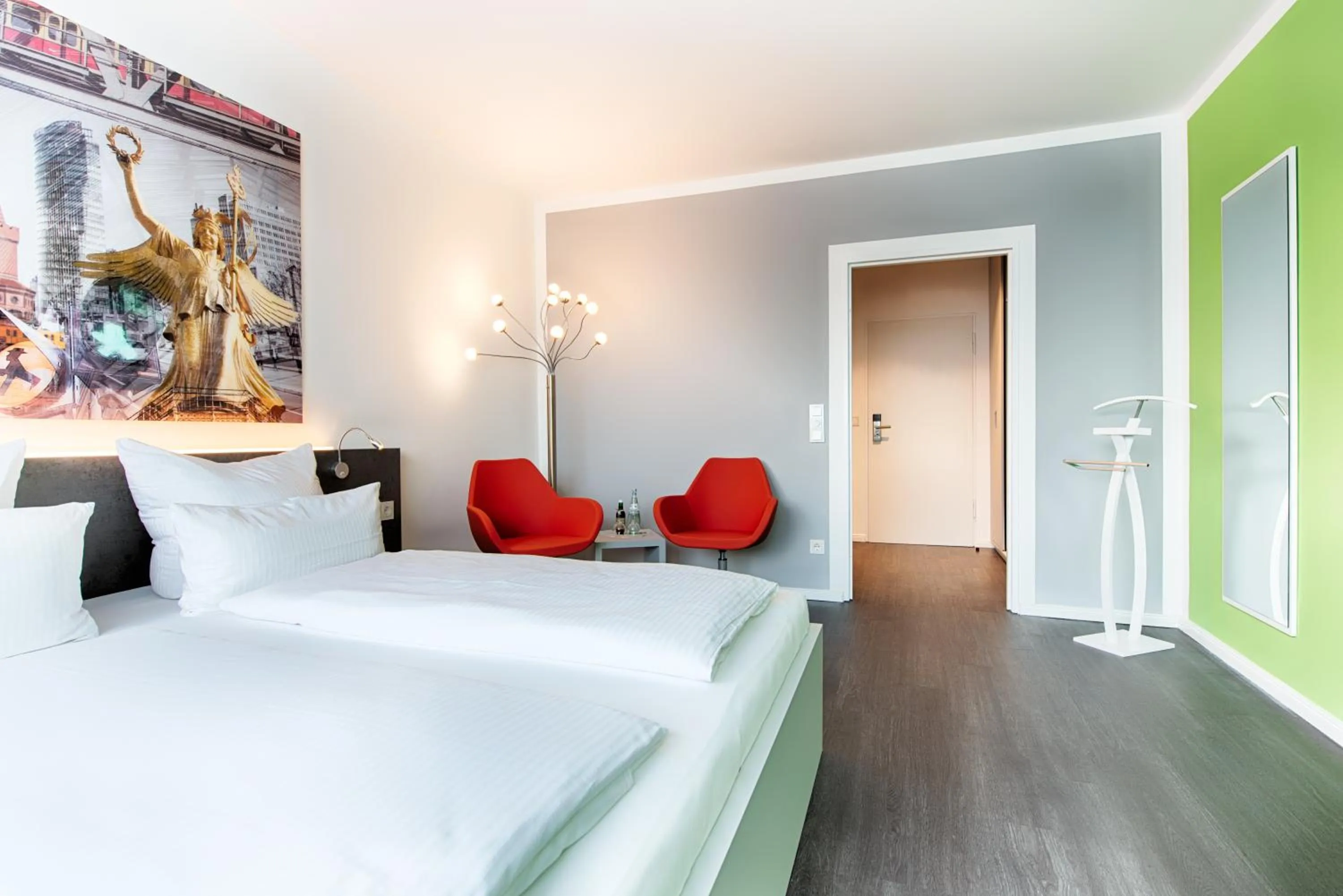 Bed in Hotel Carolinenhof