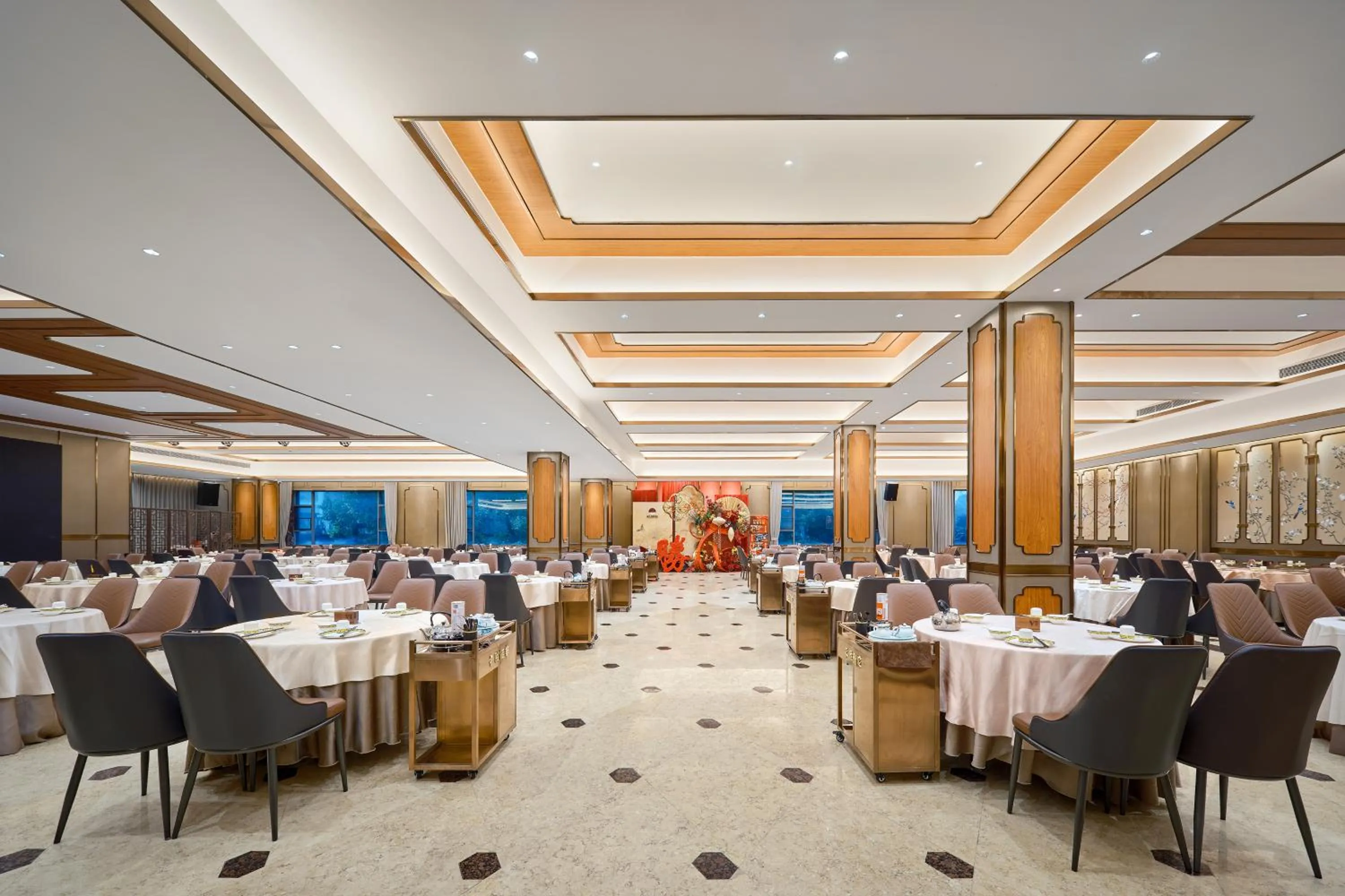Restaurant/places to eat in Nanyang King's Gate Hotel