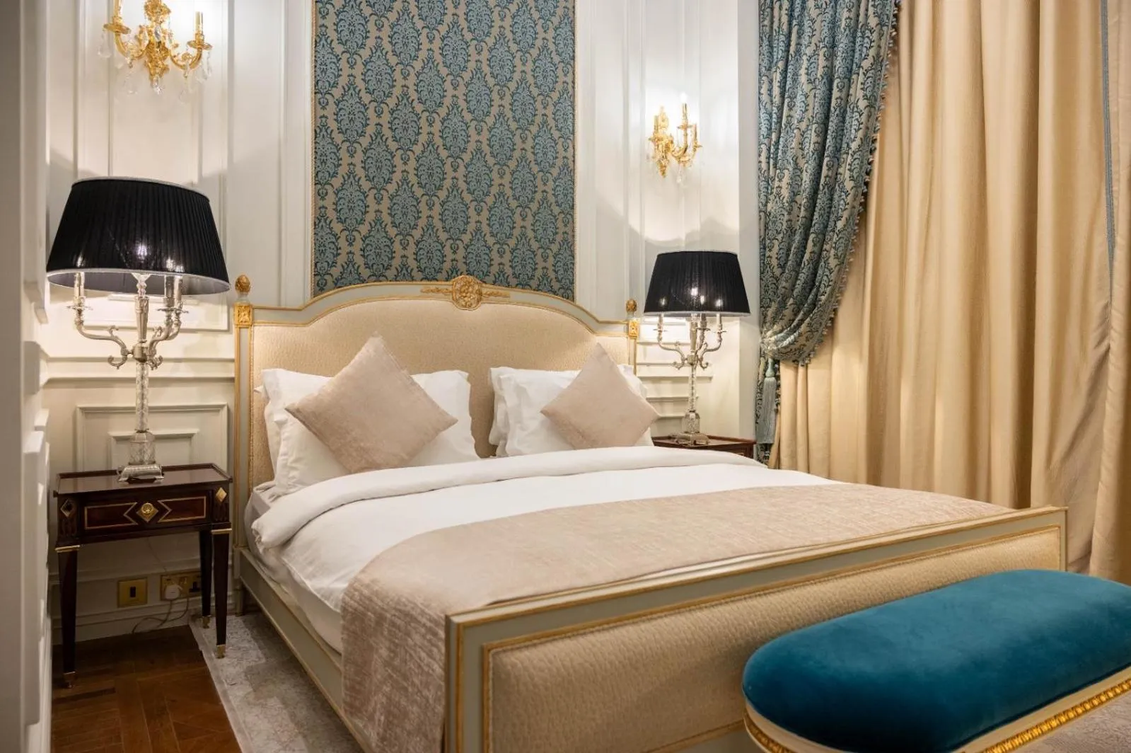 Bedroom, Bed in The Bentley Luxury Hotel & Suites