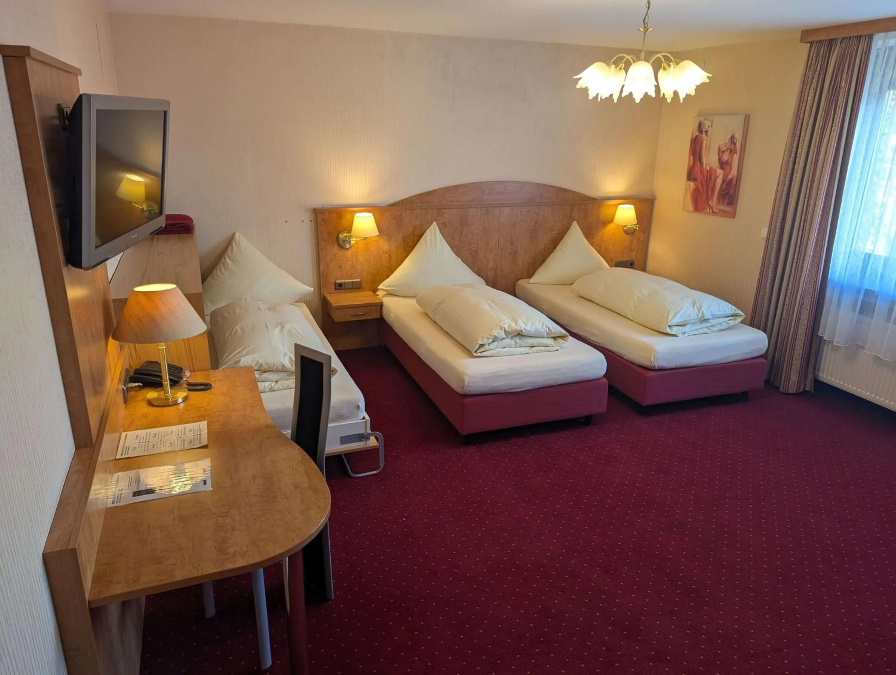 Bed in Stadthotel Augsburg