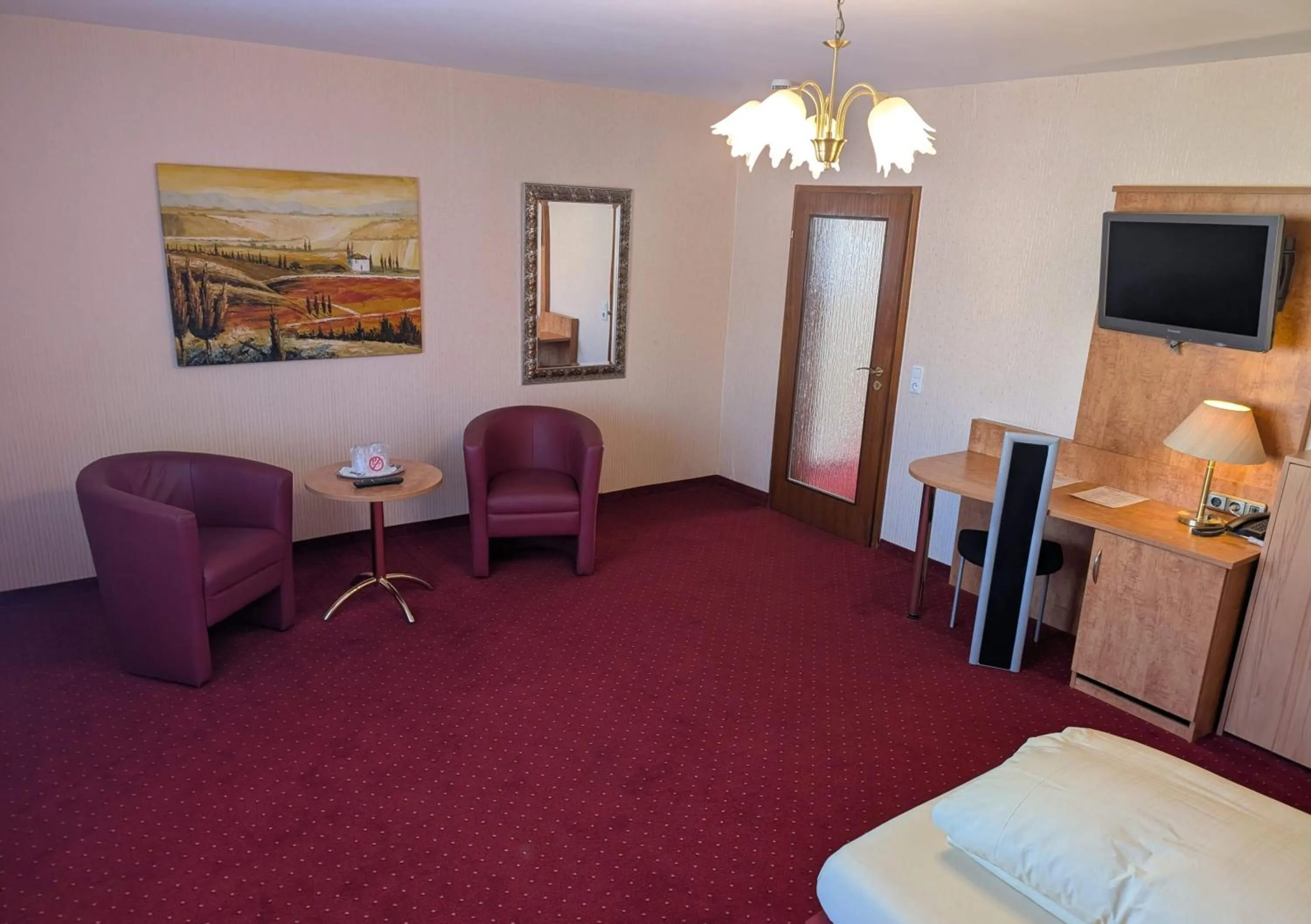 TV and multimedia in Stadthotel Augsburg