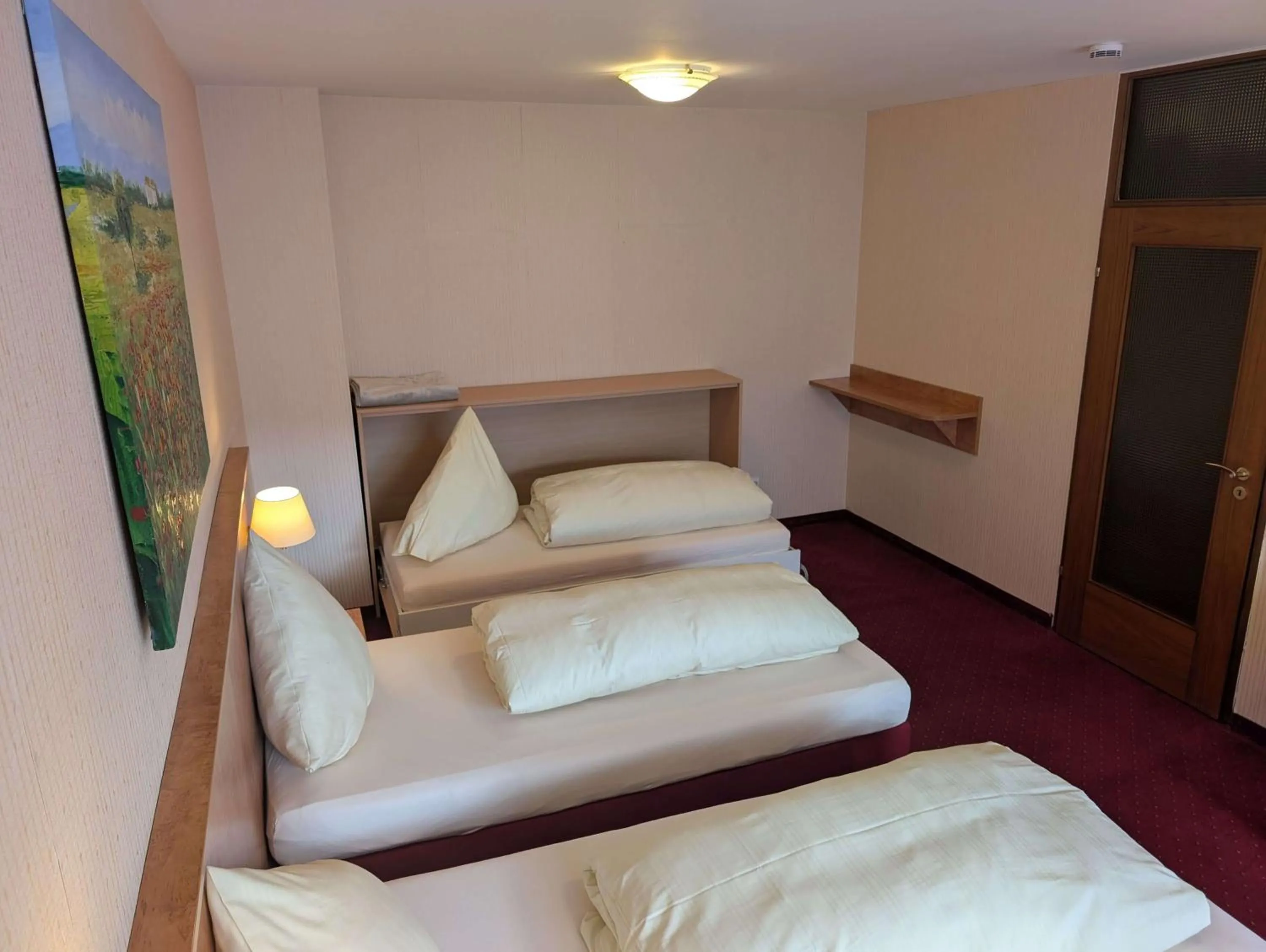 Bed in Stadthotel Augsburg