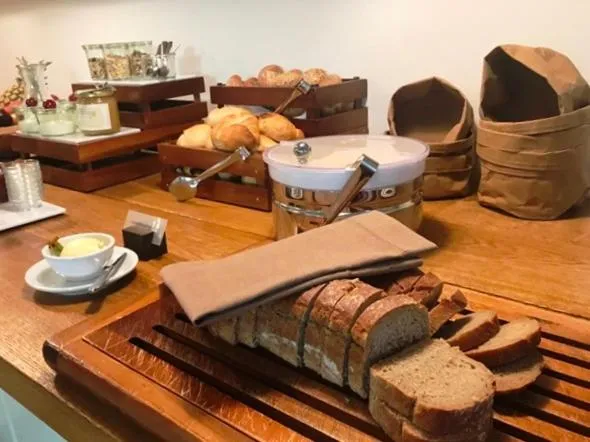 Buffet breakfast in Hotel Auszeit