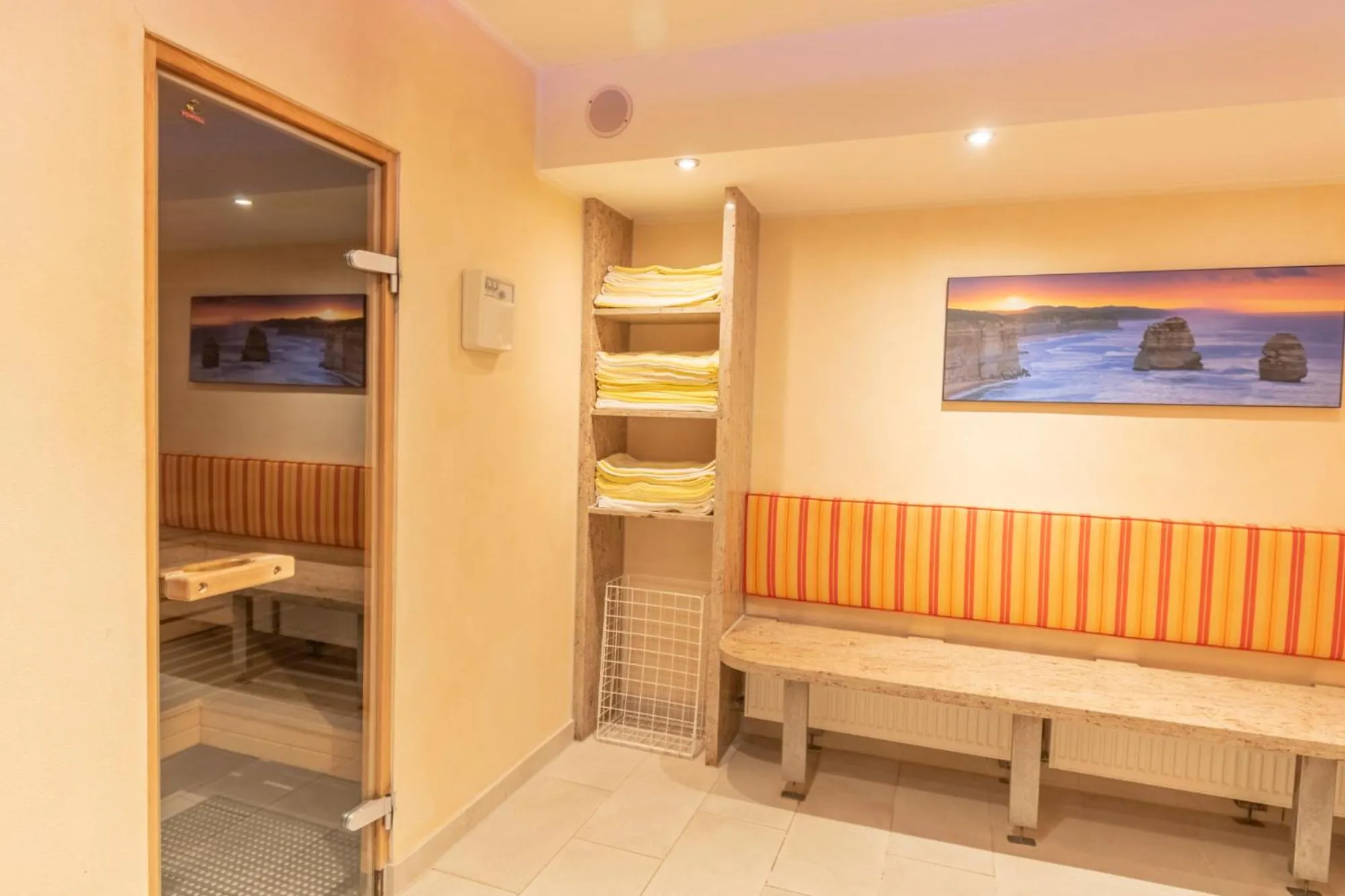 Sauna in Hotel am Schlosspark Zum Kurfürst