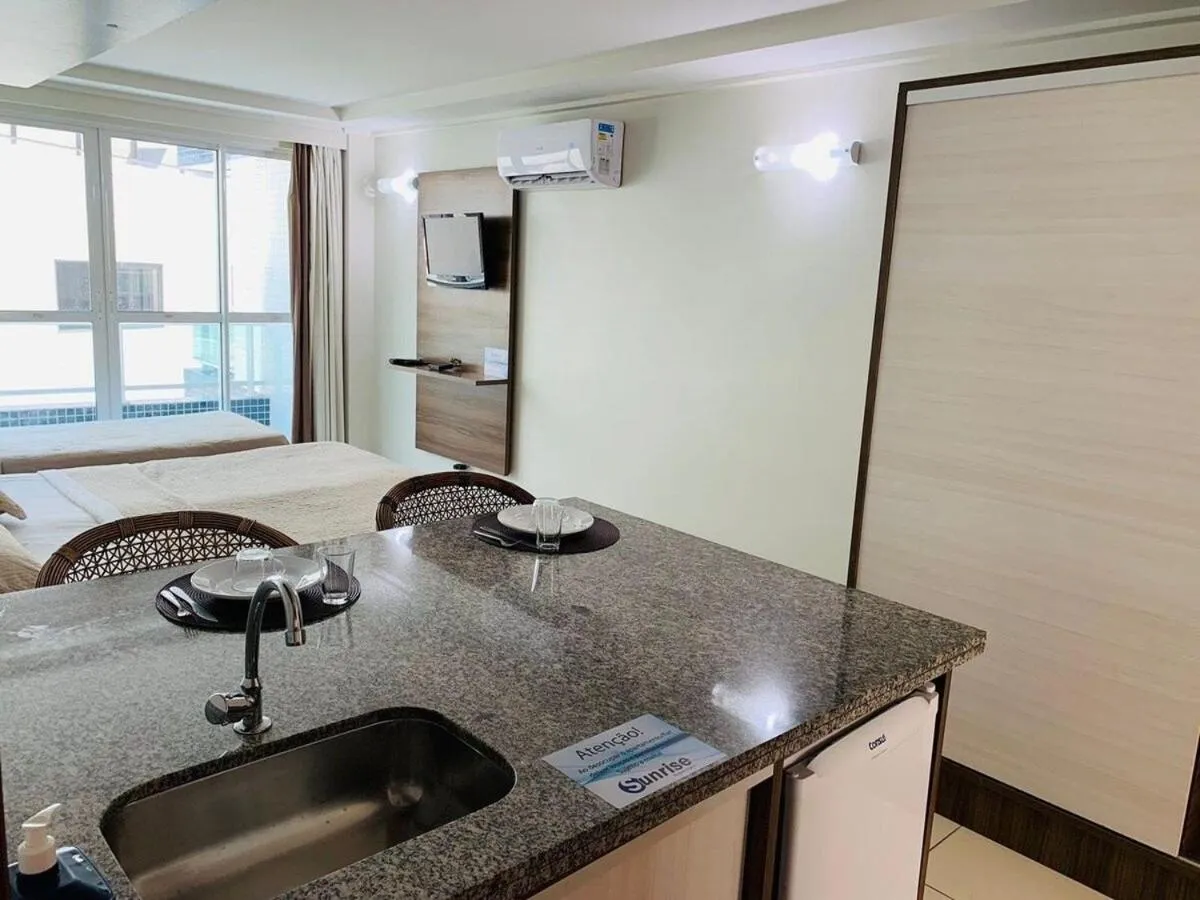 Dining area in AX Blue Suítes