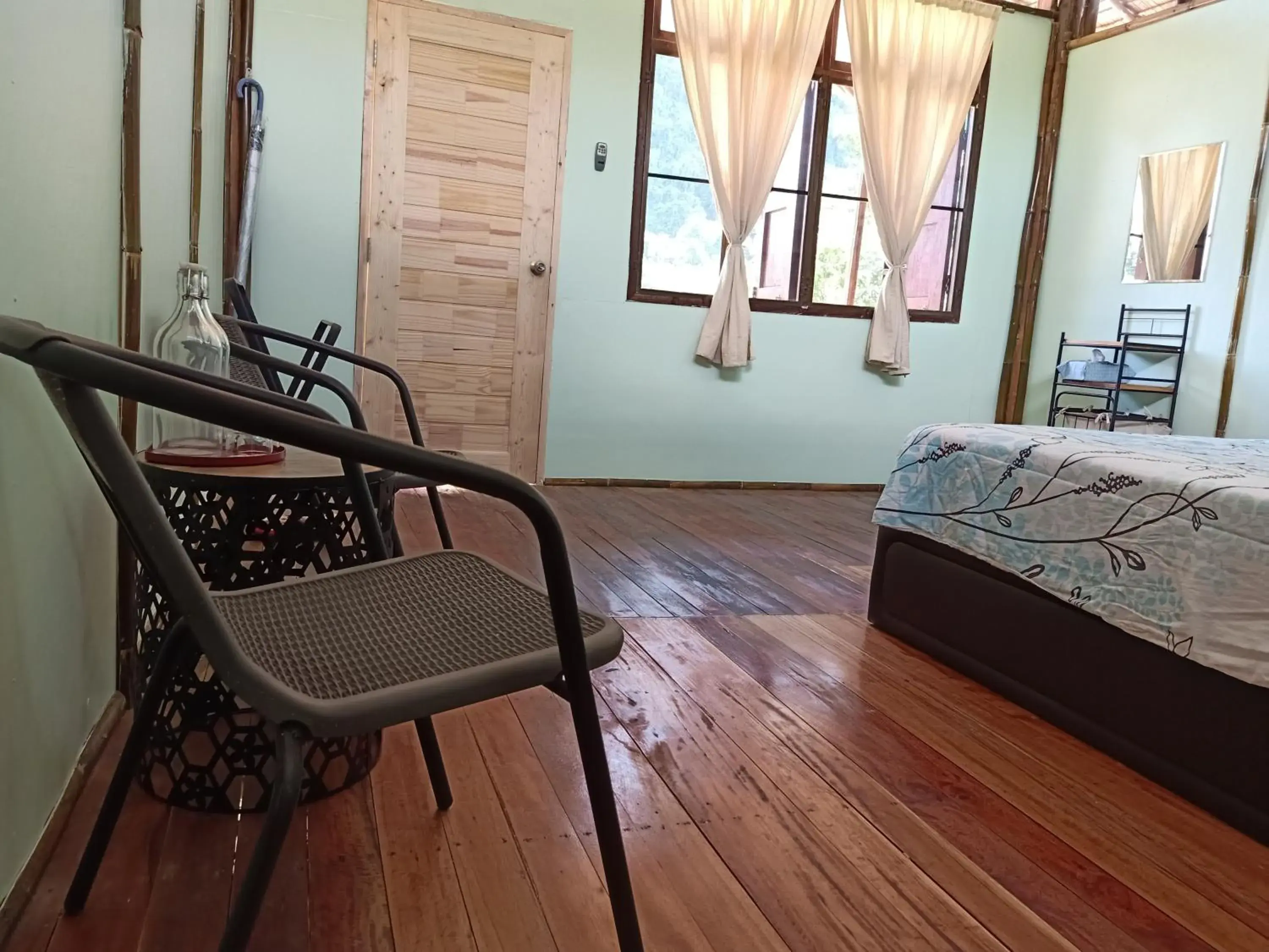 Twin Room with Shared Toilet in Bansuanphutarn Twin Room with Shared Toilet in Bansuanphutarn