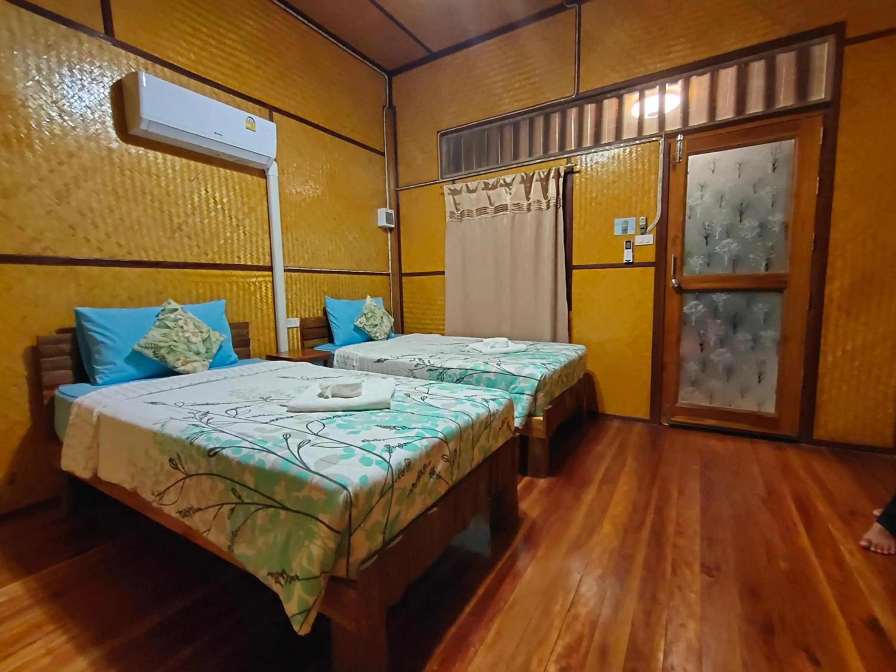 Bed in Bansuanphutarn