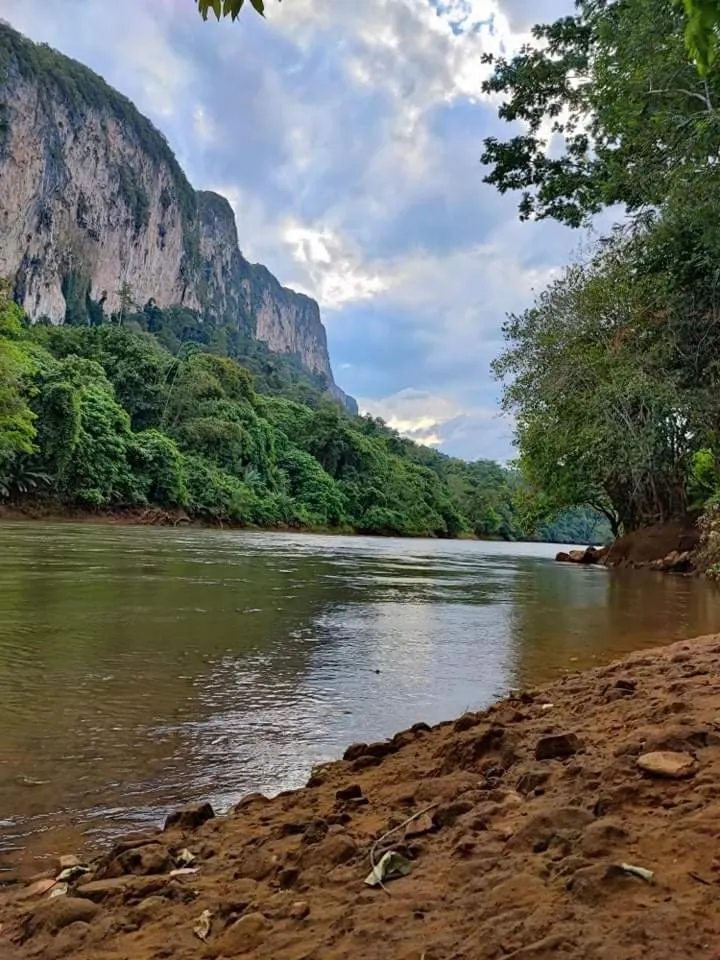 Inner courtyard view in Bansuanphutarn