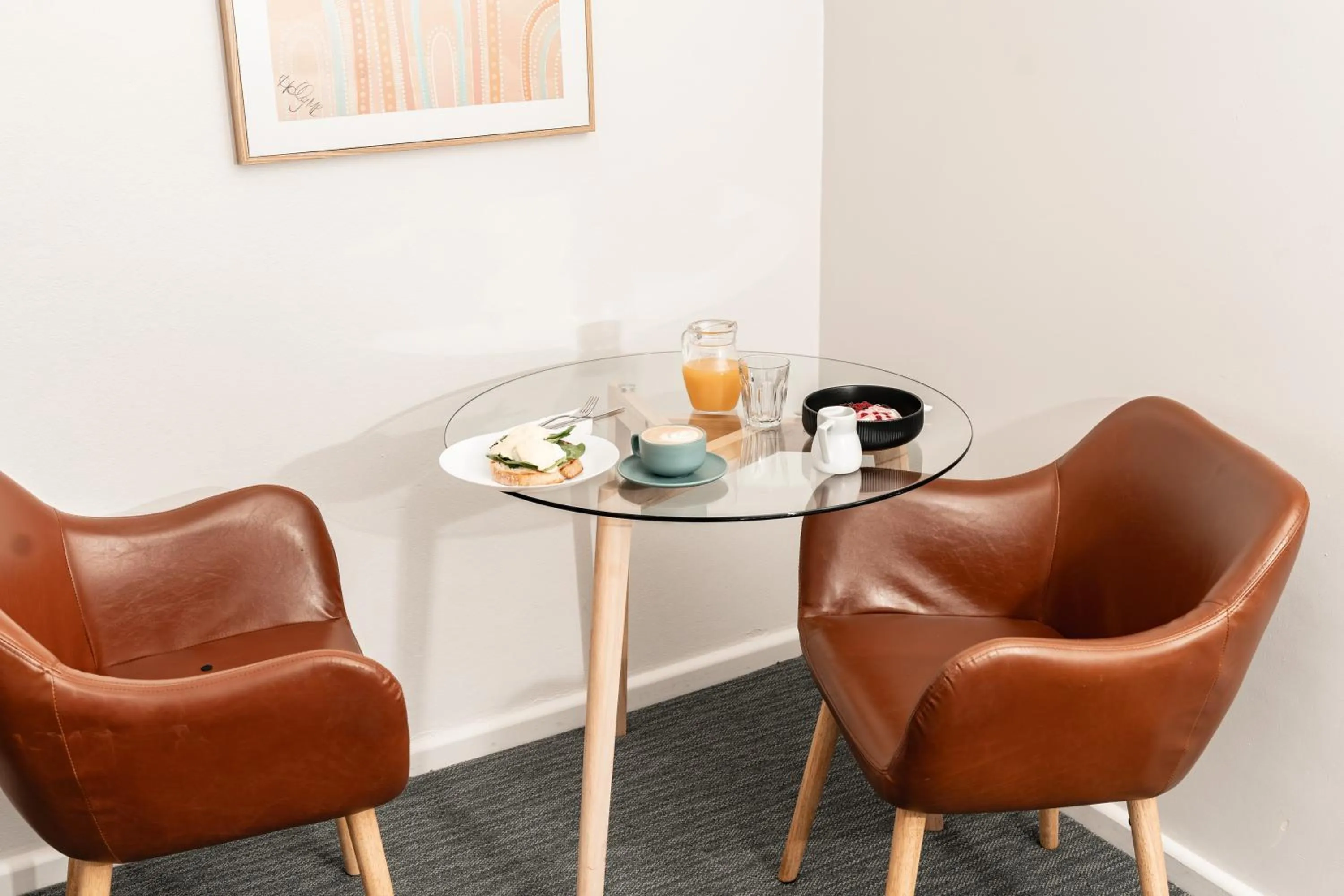 Food and drinks in Roydons Motor Inn