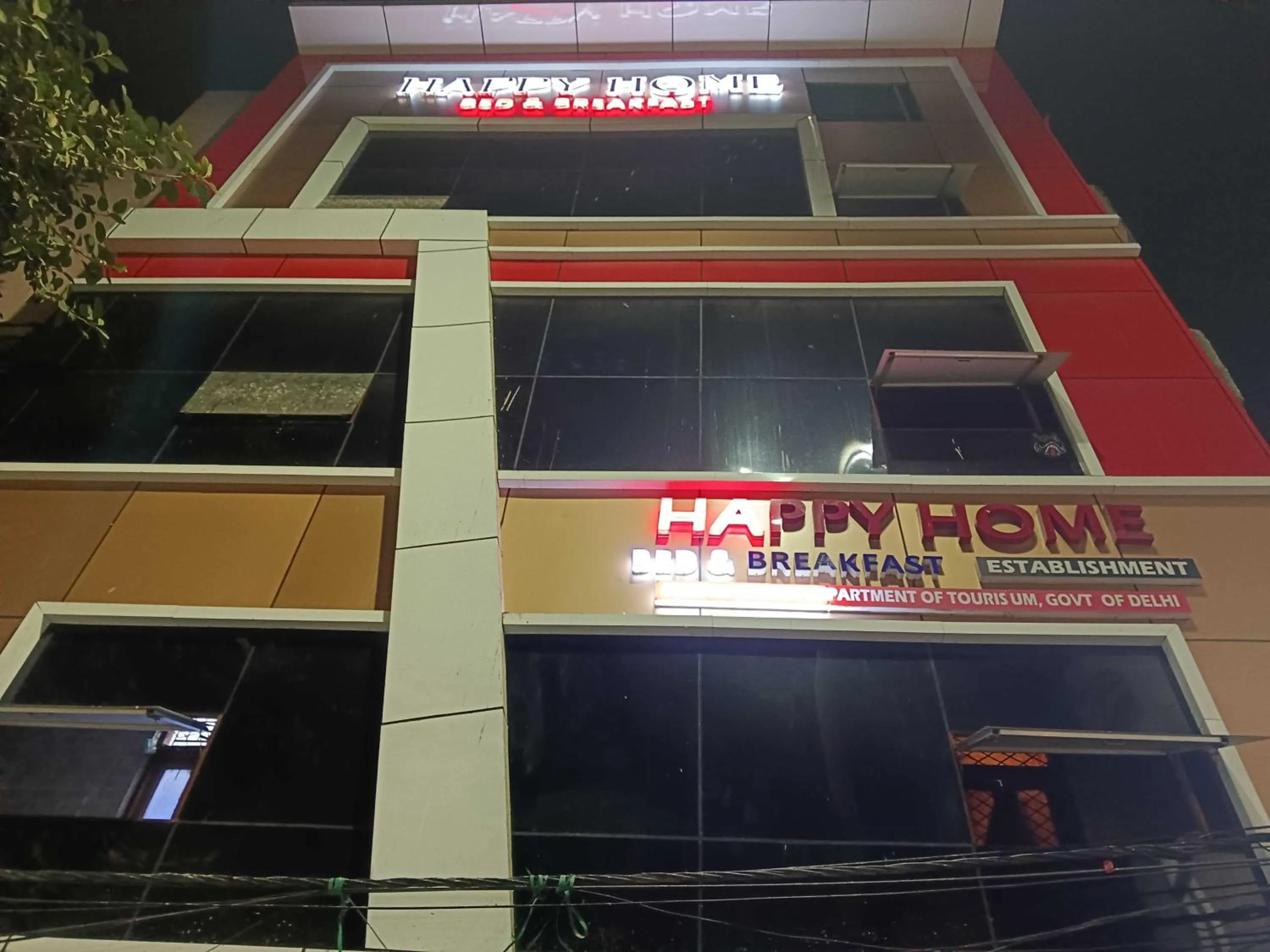 Facade/entrance in Hotel O Happy Homes