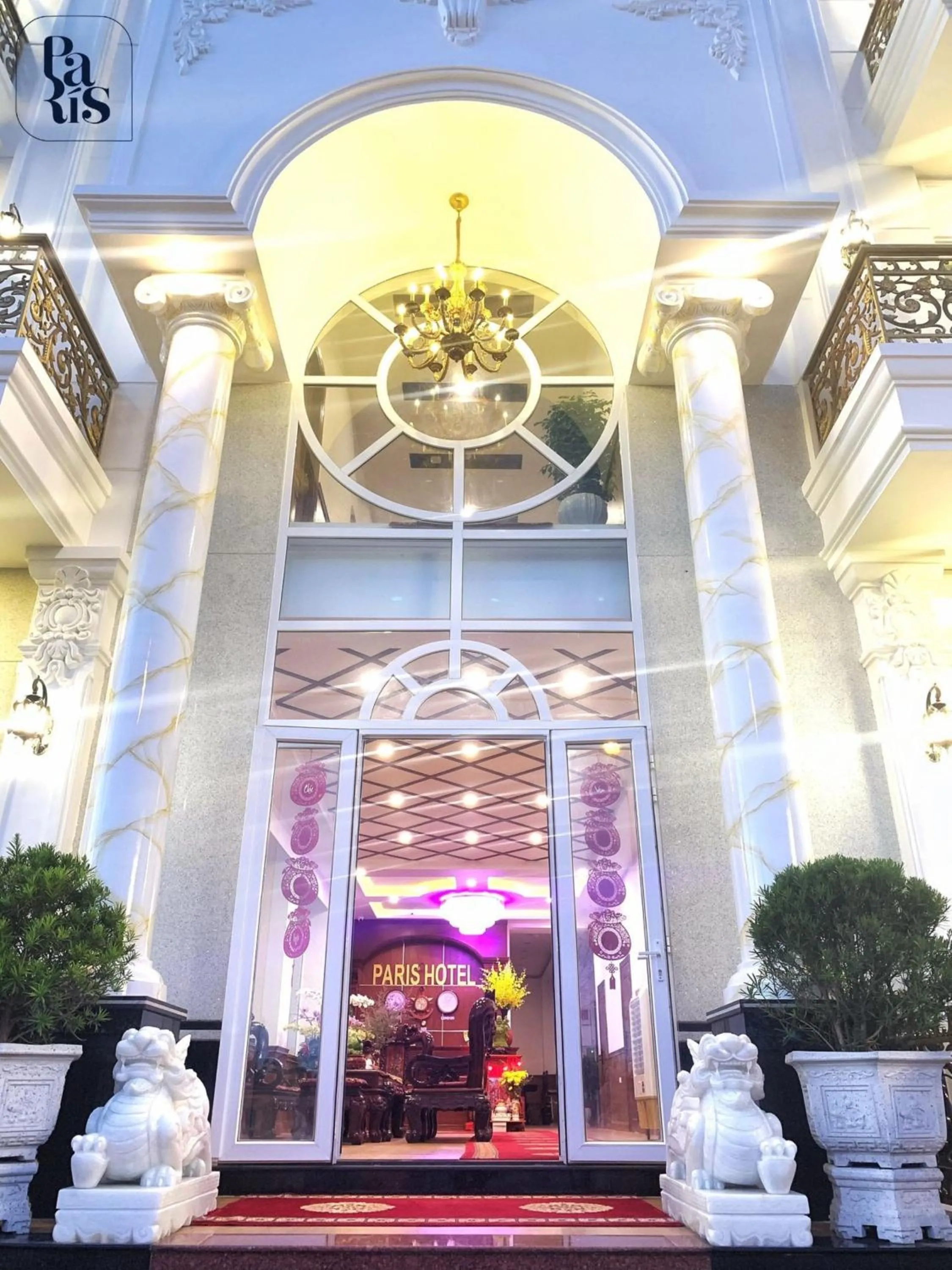 Property building in Paris Hotel Bình Thuận