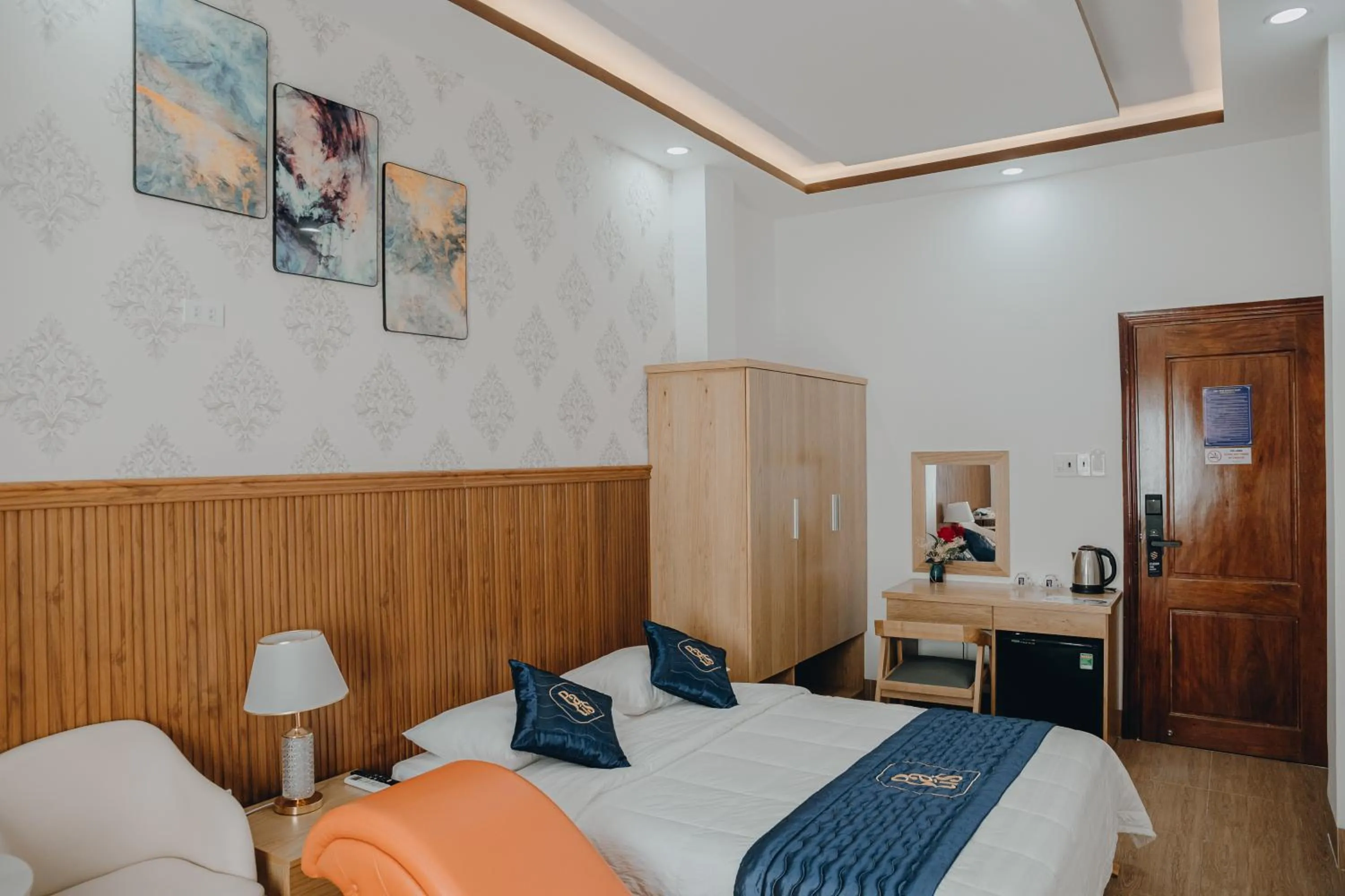 Bedroom, Bed in Paris Hotel Bình Thuận