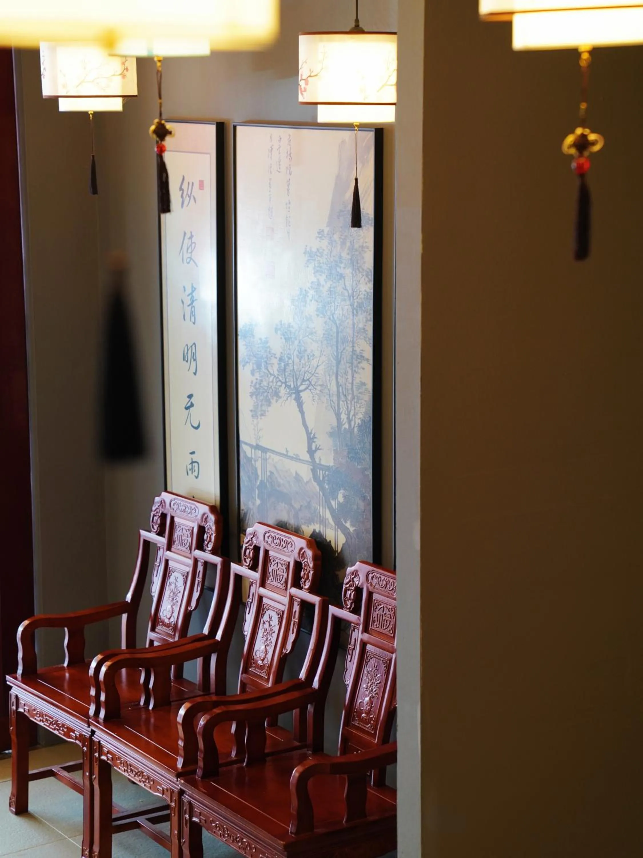 Property building in Hotel Calmo Chinatown