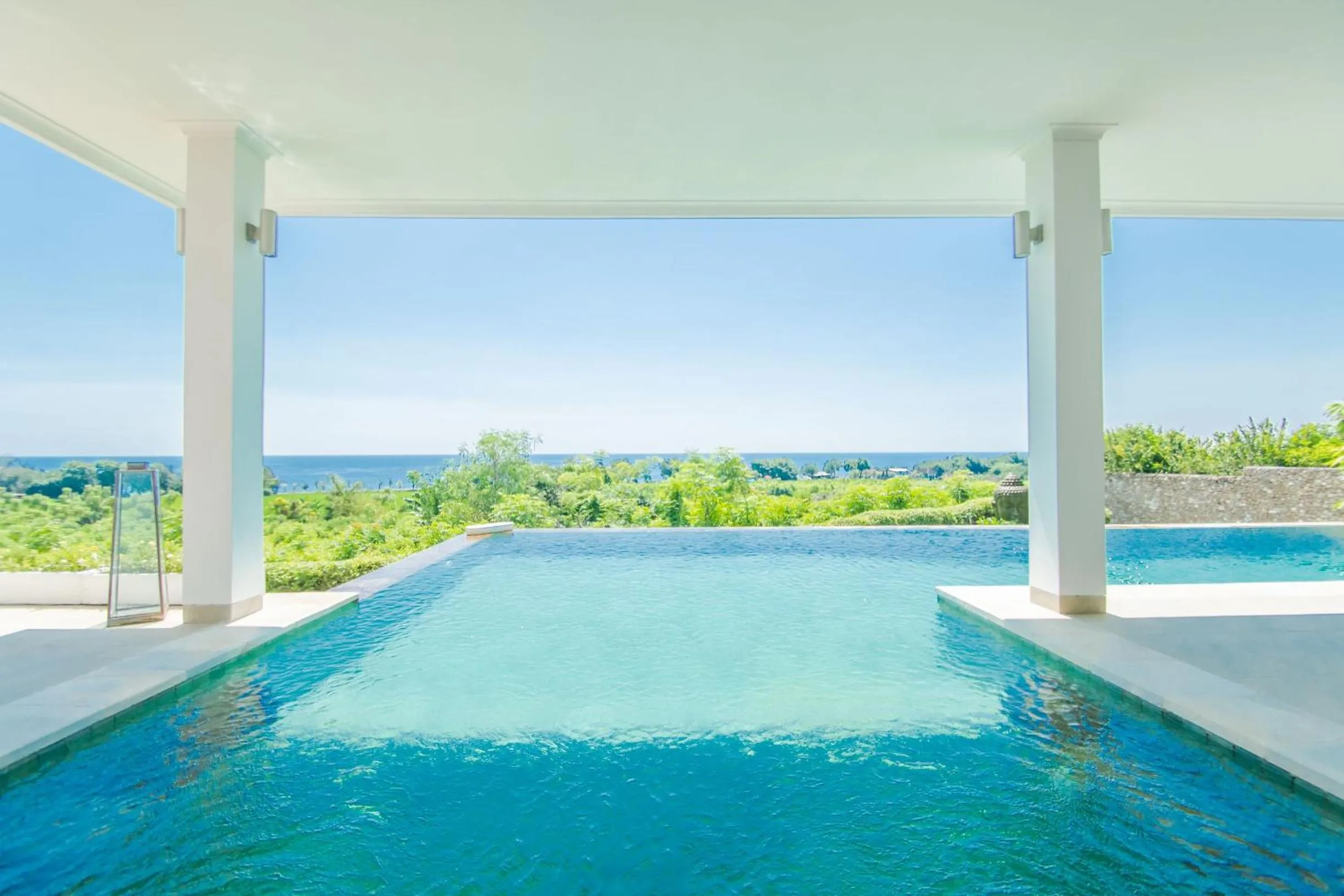 Swimming pool in Deep Blue Villa Bali