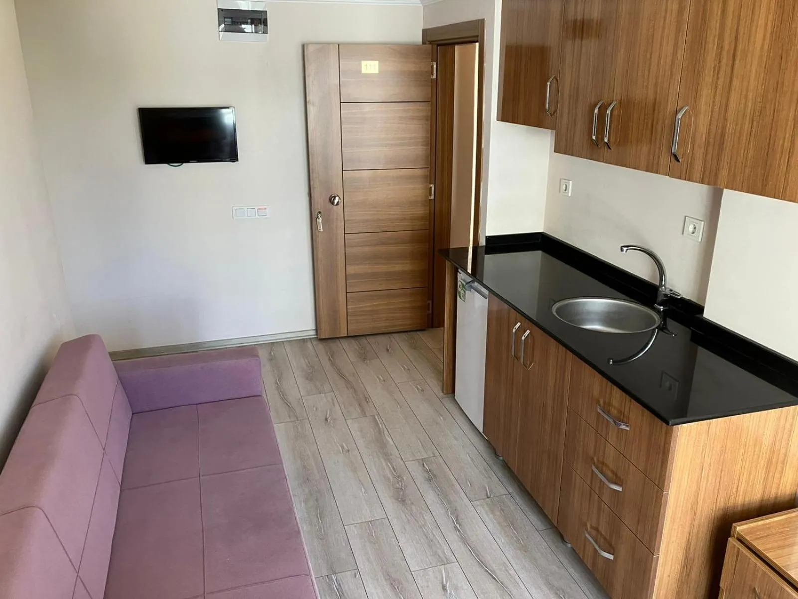 Kitchen or kitchenette in Christina Apart Otel