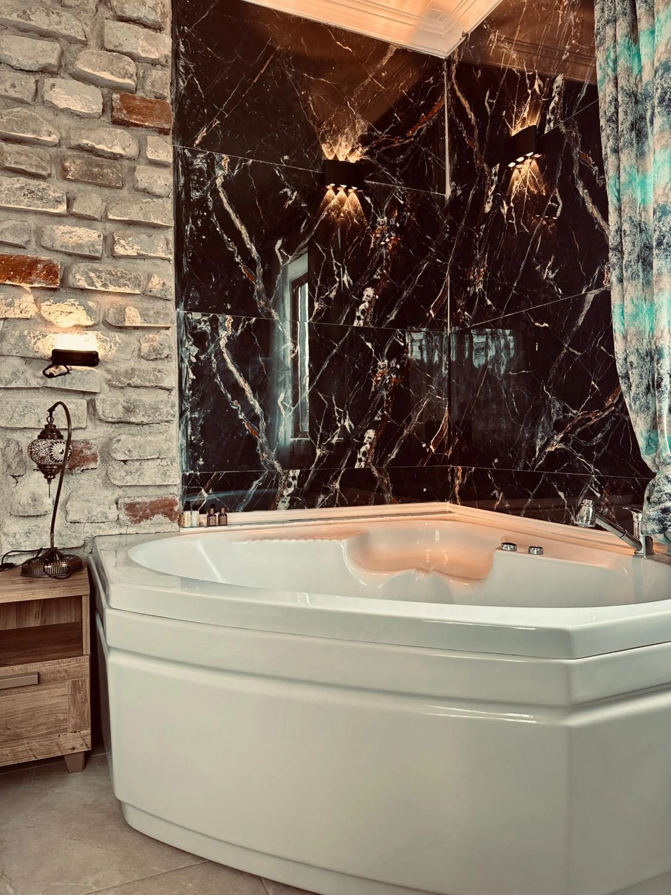 Hot Tub in Aysultan Stone House